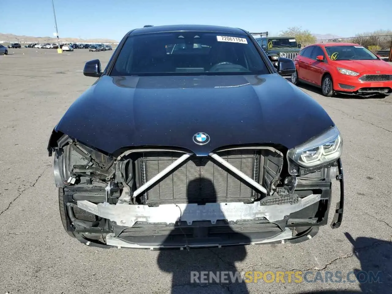5 fotografías del automóvil dañado 5UX2V5C06M9E04443 BMW X4 2021