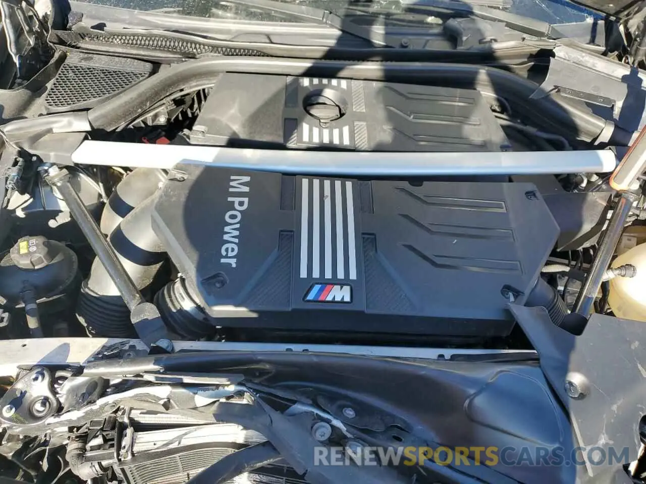 11 fotografías del automóvil dañado 5YMUJ0C03M9F33448 BMW X4 2021