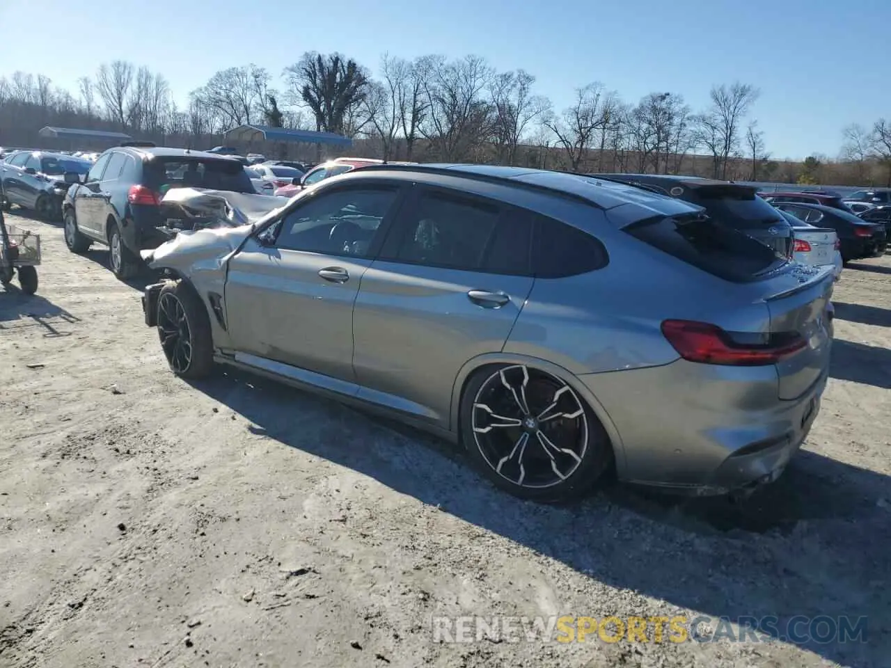2 fotografías del automóvil dañado 5YMUJ0C03M9F33448 BMW X4 2021