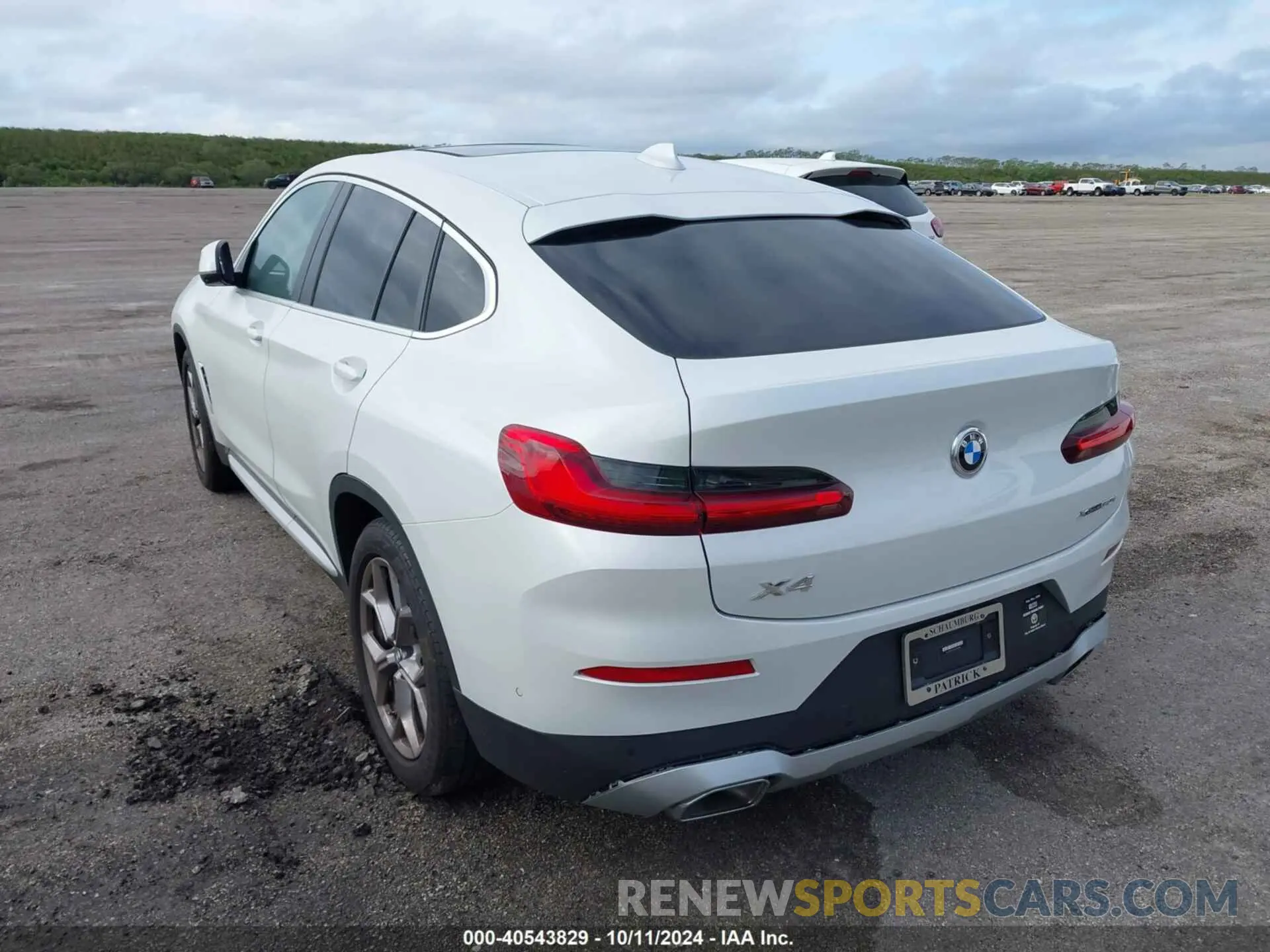 3 fotografías del automóvil dañado 5UX33DT04N9L03288 BMW X4 2022