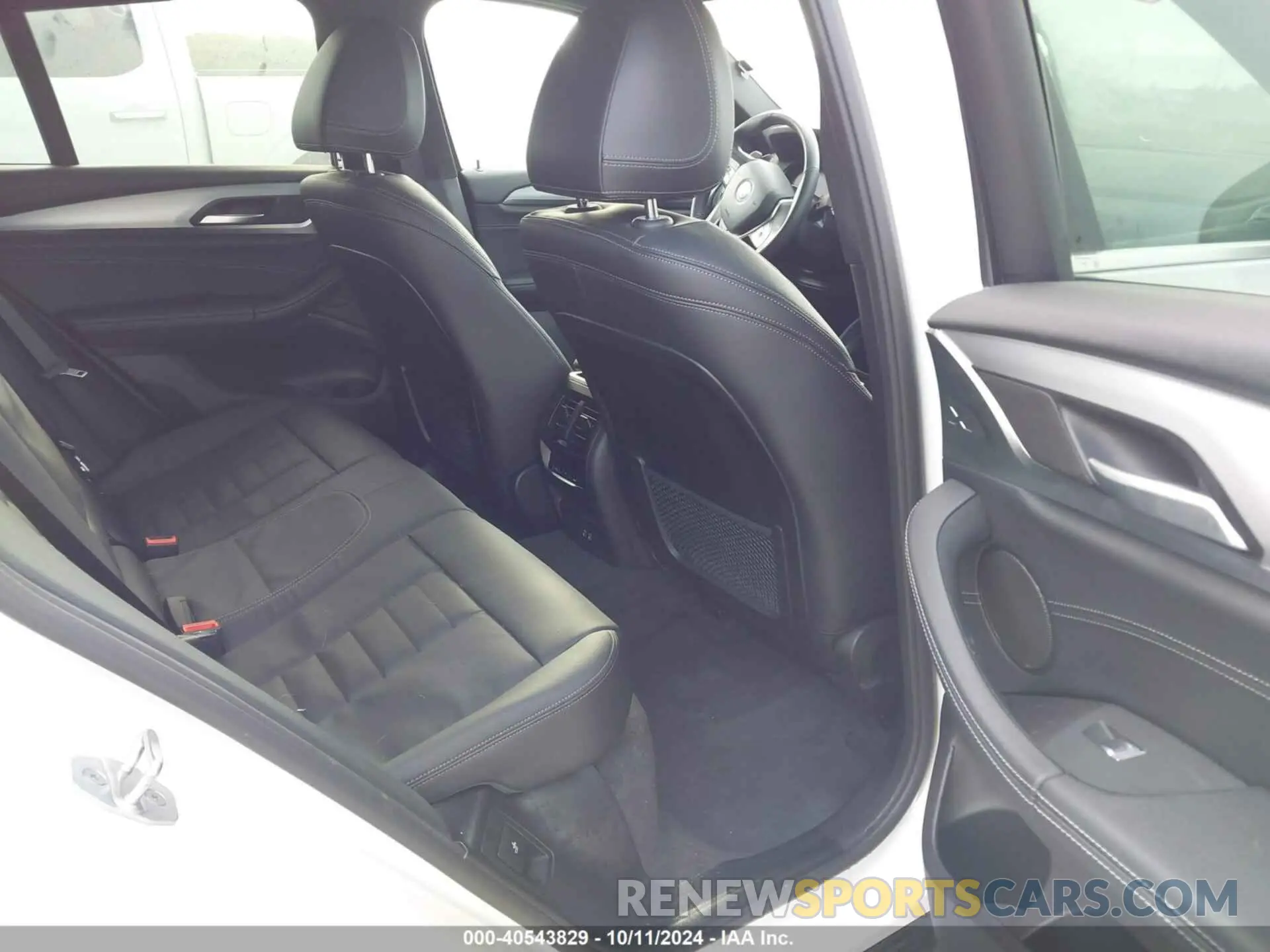 8 fotografías del automóvil dañado 5UX33DT04N9L03288 BMW X4 2022