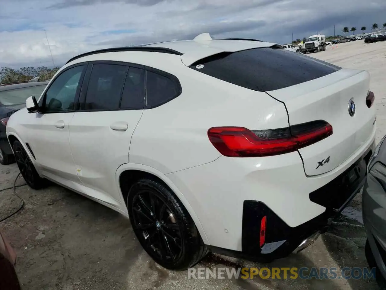 2 fotografías del automóvil dañado 5UX33DT08N9K73406 BMW X4 2022
