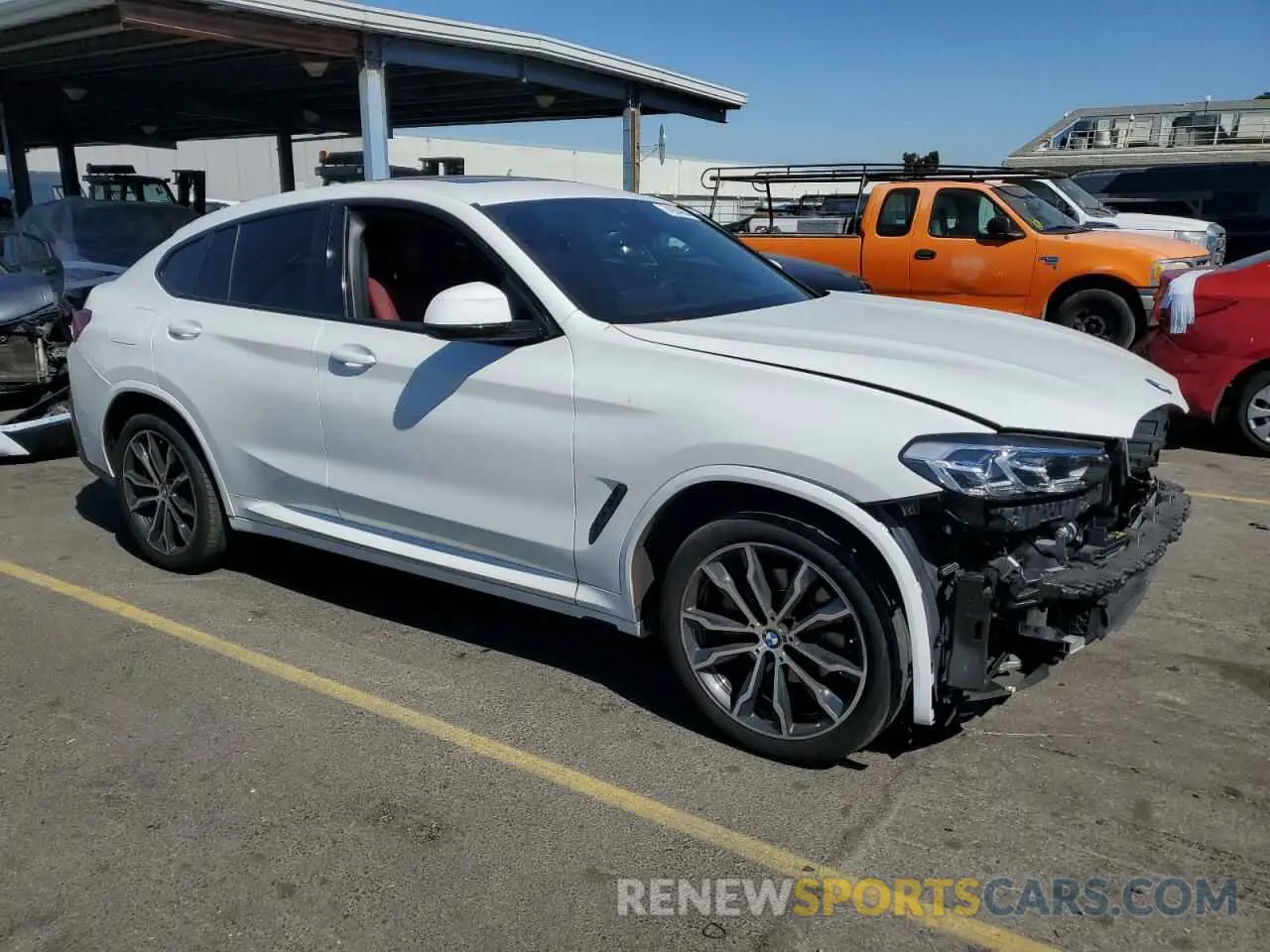 4 fotografías del automóvil dañado 5UX33DT08N9L21602 BMW X4 2022