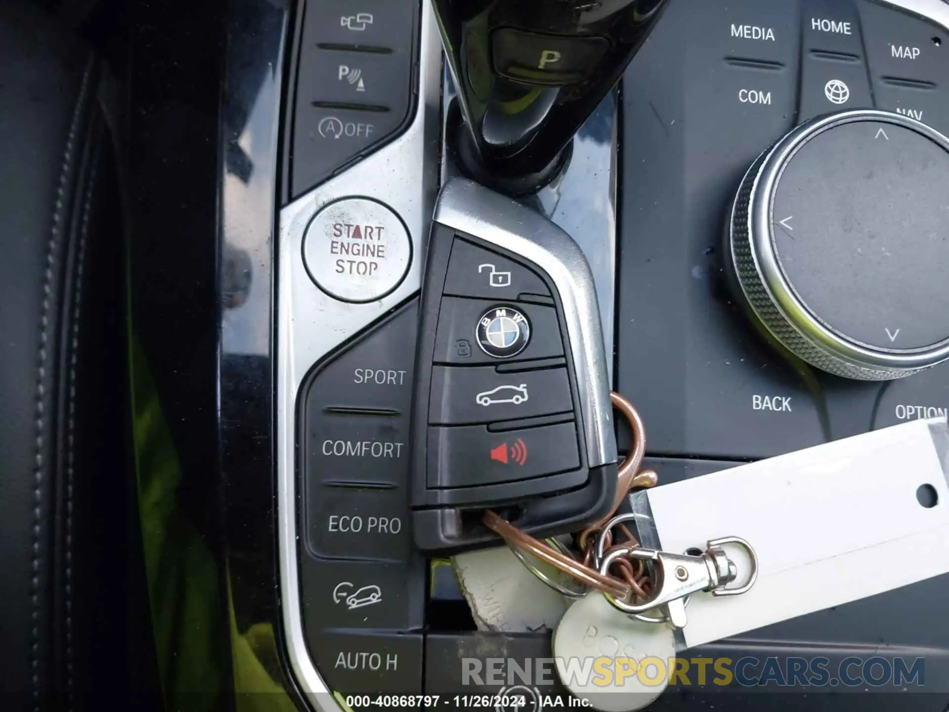 11 fotografías del automóvil dañado 5UX33DT09N9J72309 BMW X4 2022