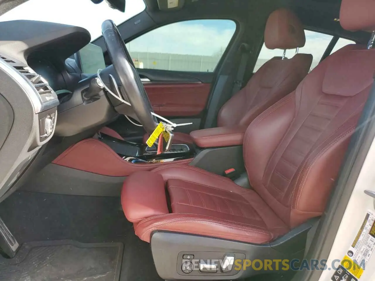 7 fotografías del automóvil dañado 5UX33DT01P9P53029 BMW X4 2023