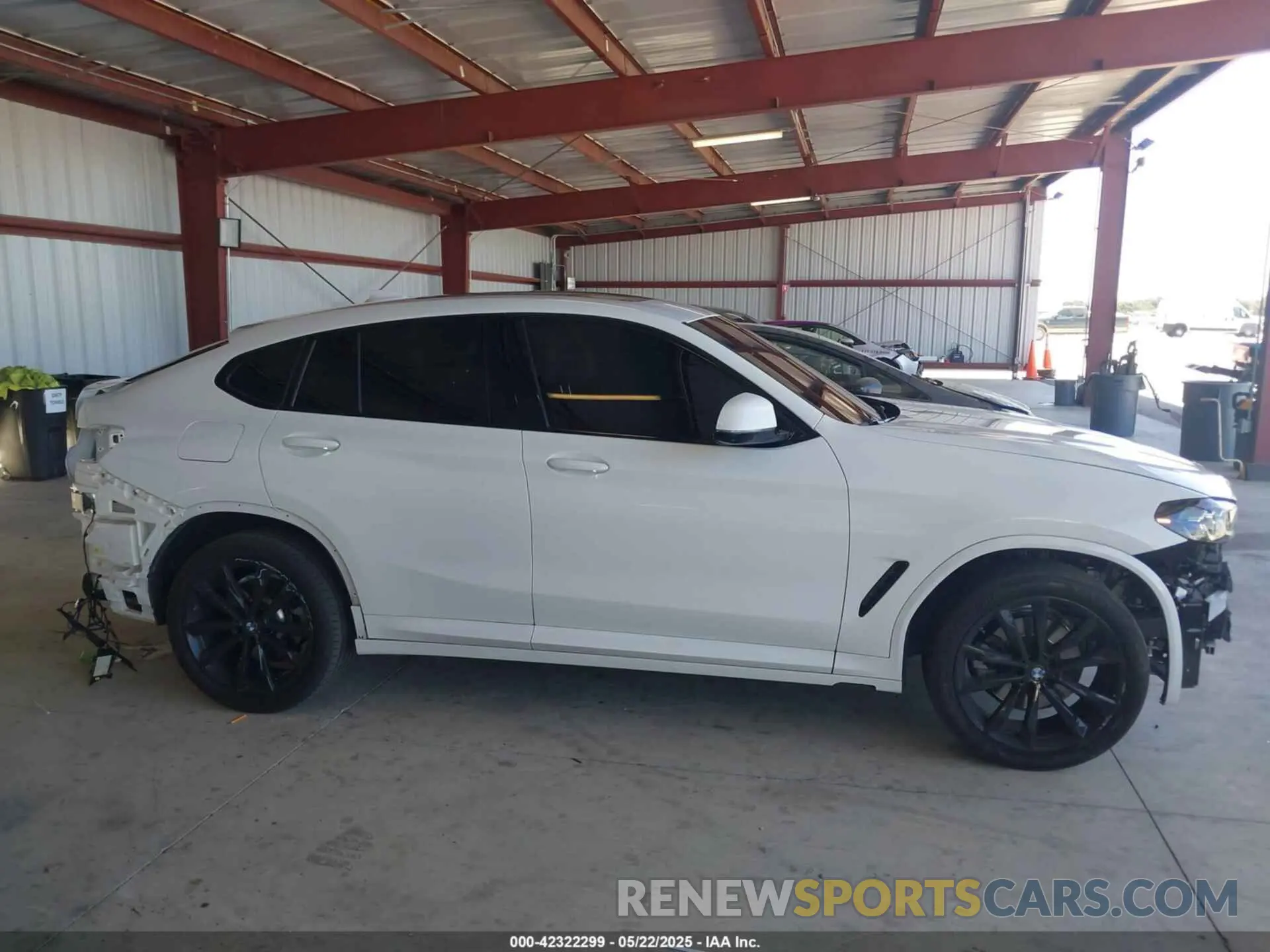14 fotografías del automóvil dañado 5UX33DT00R9U63349 BMW X4 2024