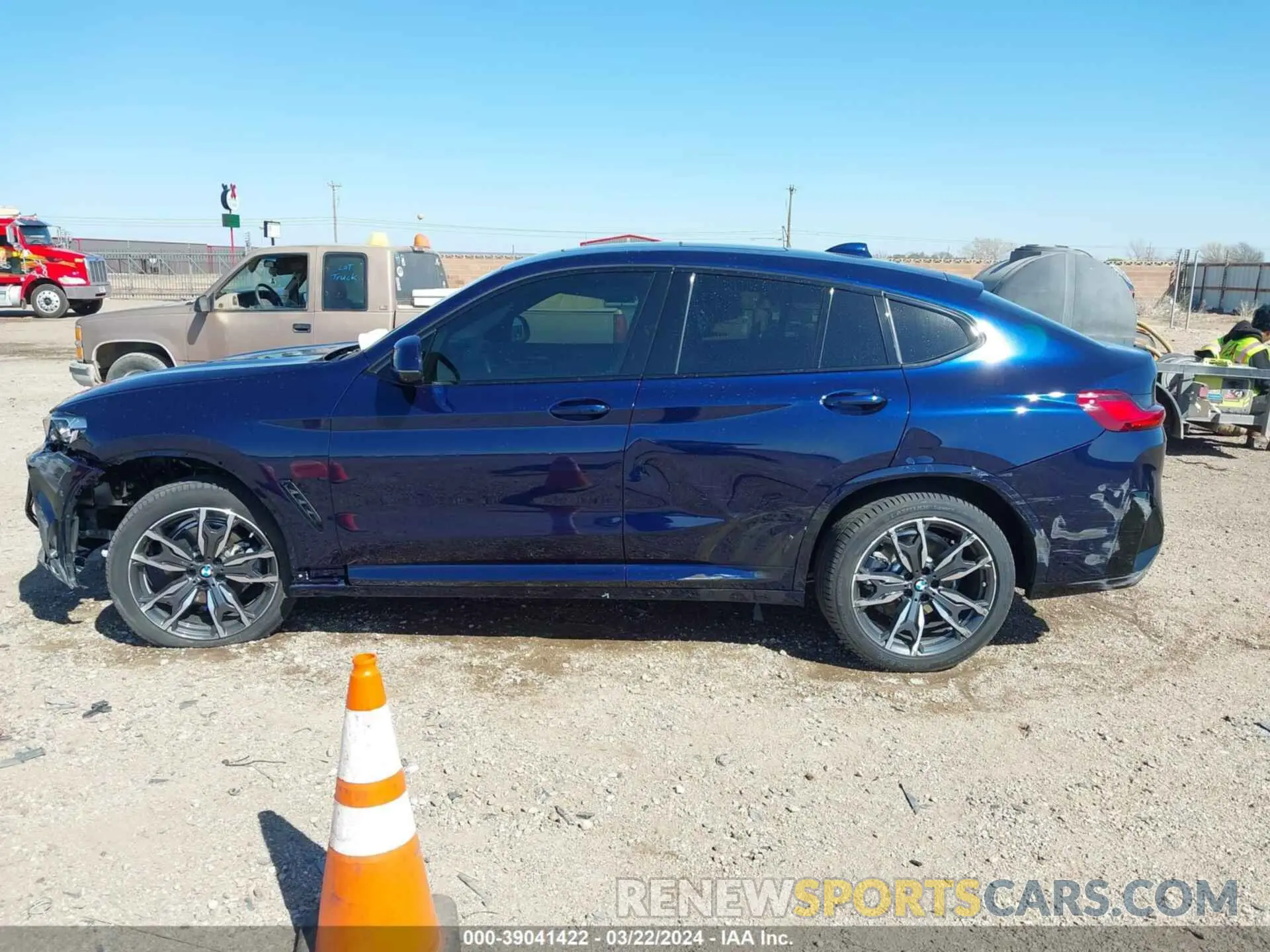 14 fotografías del automóvil dañado 5UX33DT07R9U33670 BMW X4 2024