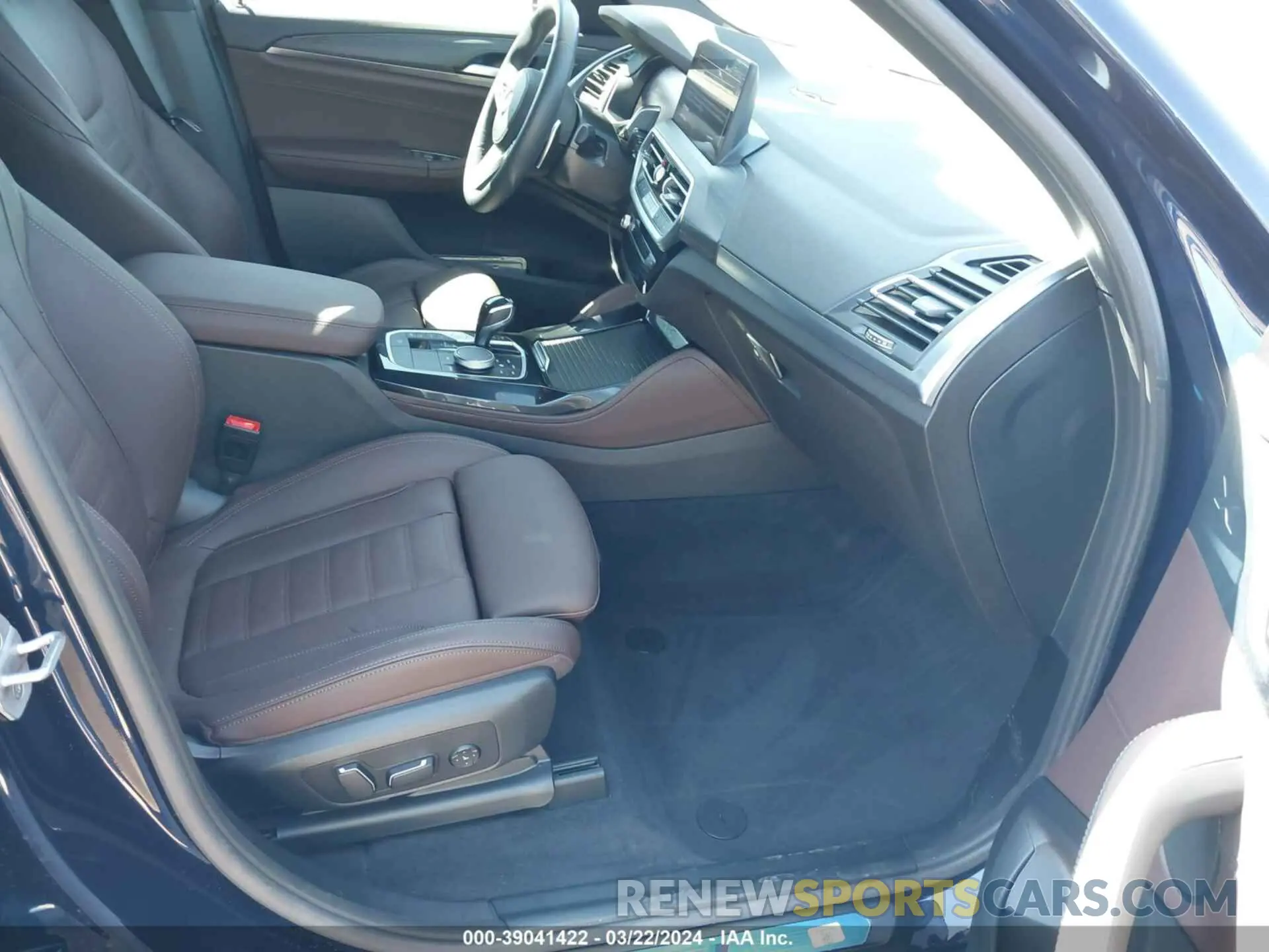 5 fotografías del automóvil dañado 5UX33DT07R9U33670 BMW X4 2024