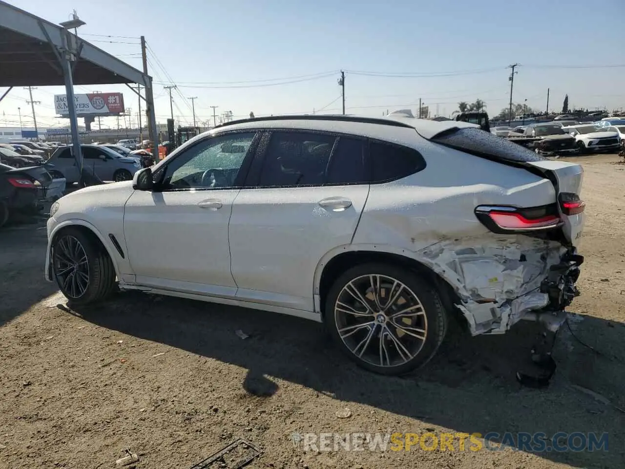 2 fotografías del automóvil dañado 5UX33DT09R9W50136 BMW X4 2024