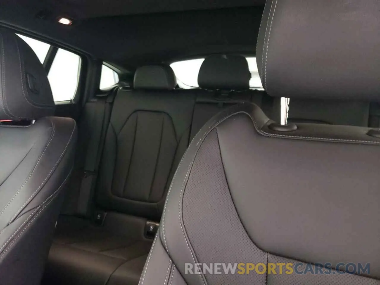 10 fotografías del automóvil dañado 5UX33DT09R9X14997 BMW X4 2024