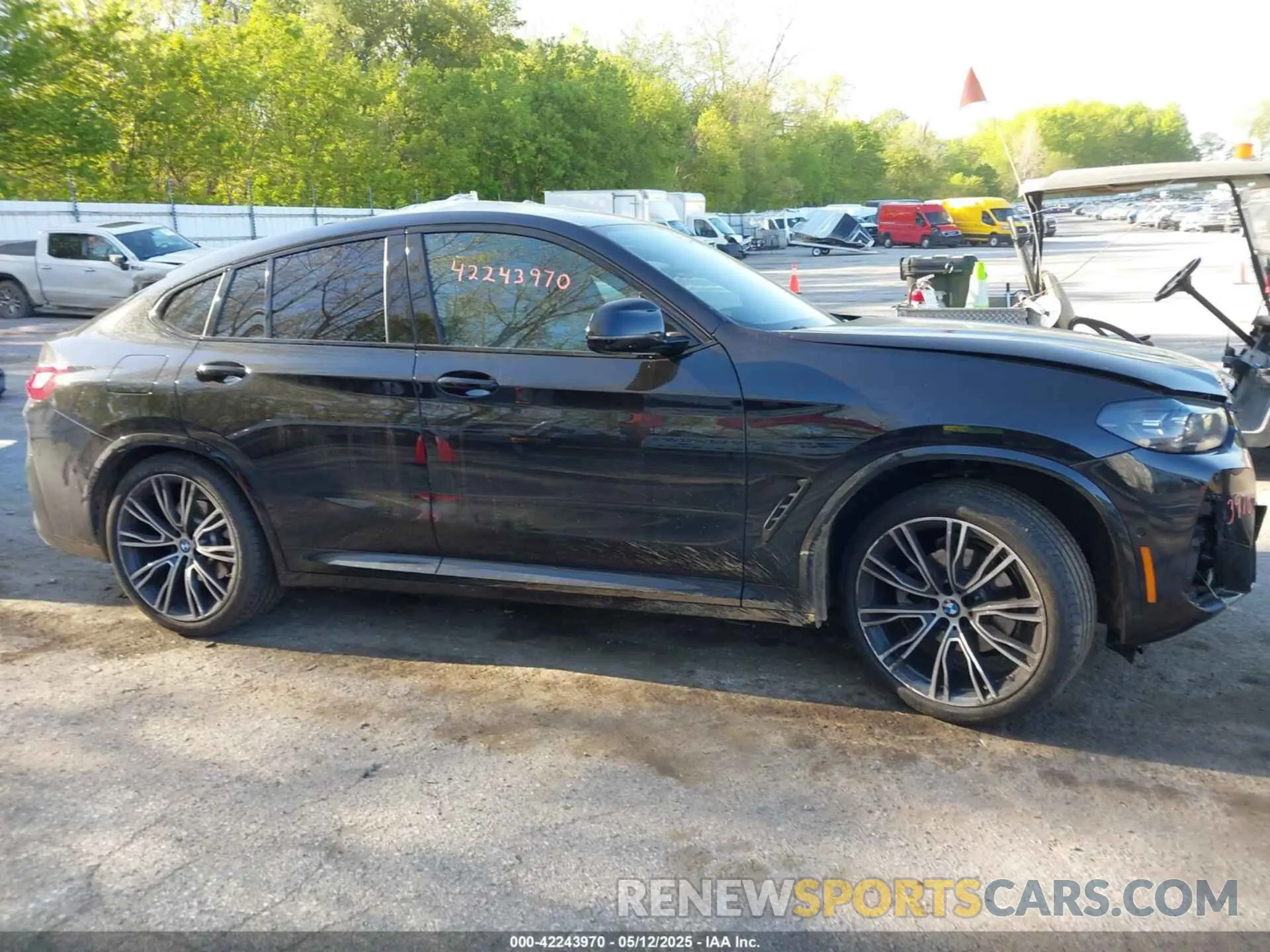 13 fotografías del automóvil dañado 5UX33DT06S9Y68475 BMW X4 2025