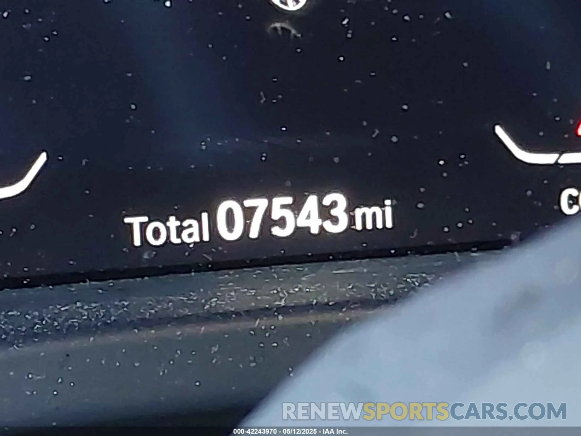15 fotografías del automóvil dañado 5UX33DT06S9Y68475 BMW X4 2025