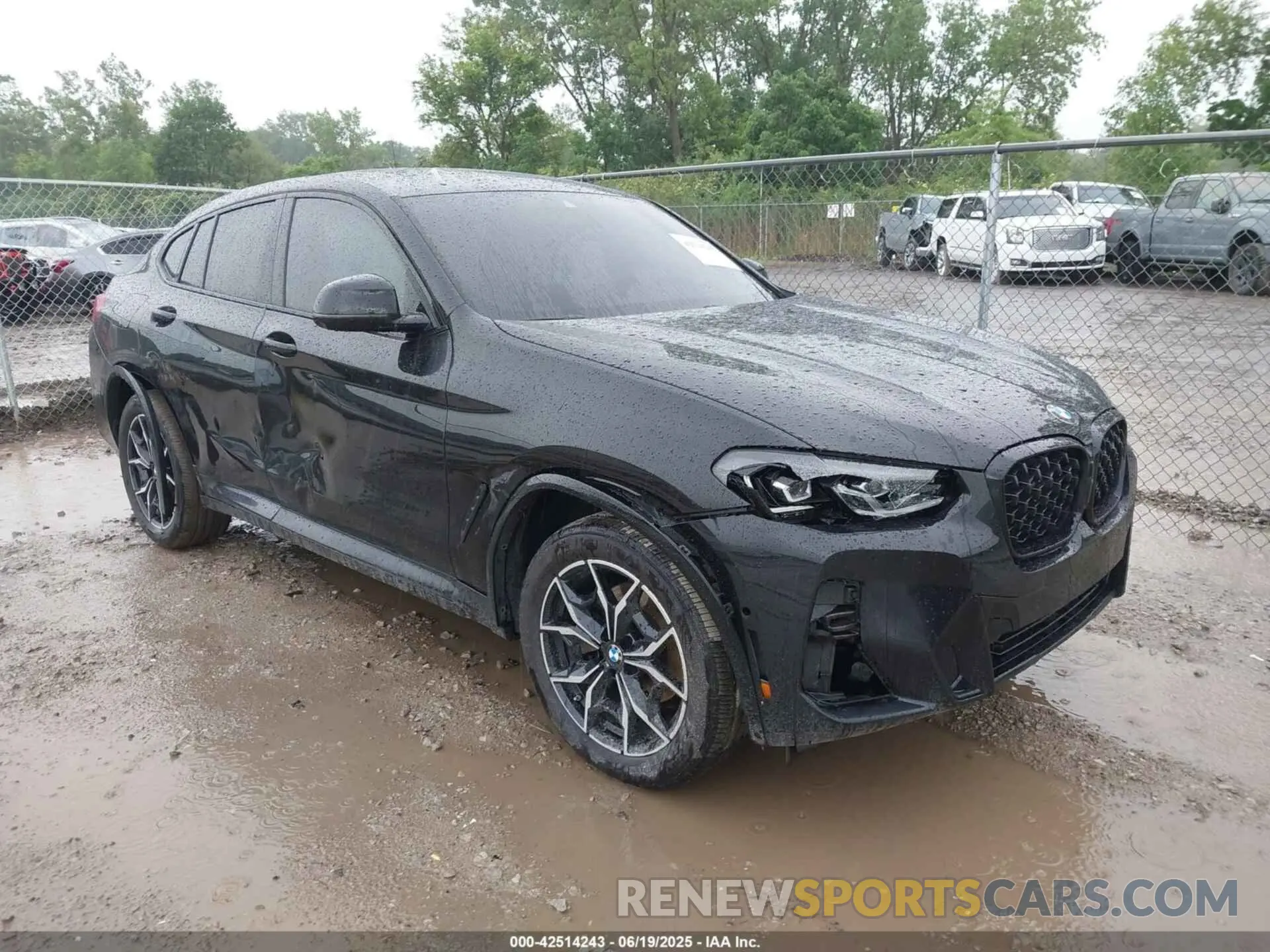 1 fotografías del automóvil dañado 5UX33DT09S9Y19805 BMW X4 2025