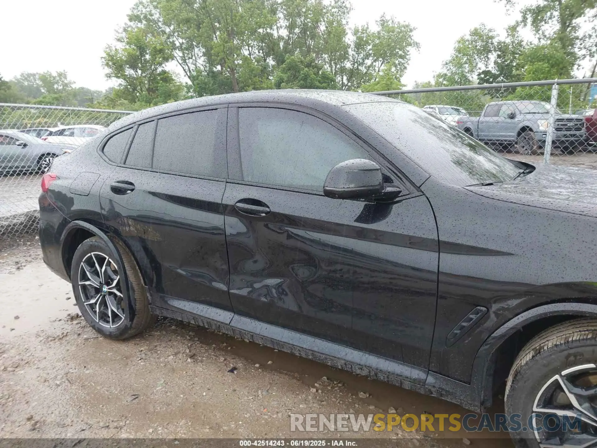 13 fotografías del automóvil dañado 5UX33DT09S9Y19805 BMW X4 2025