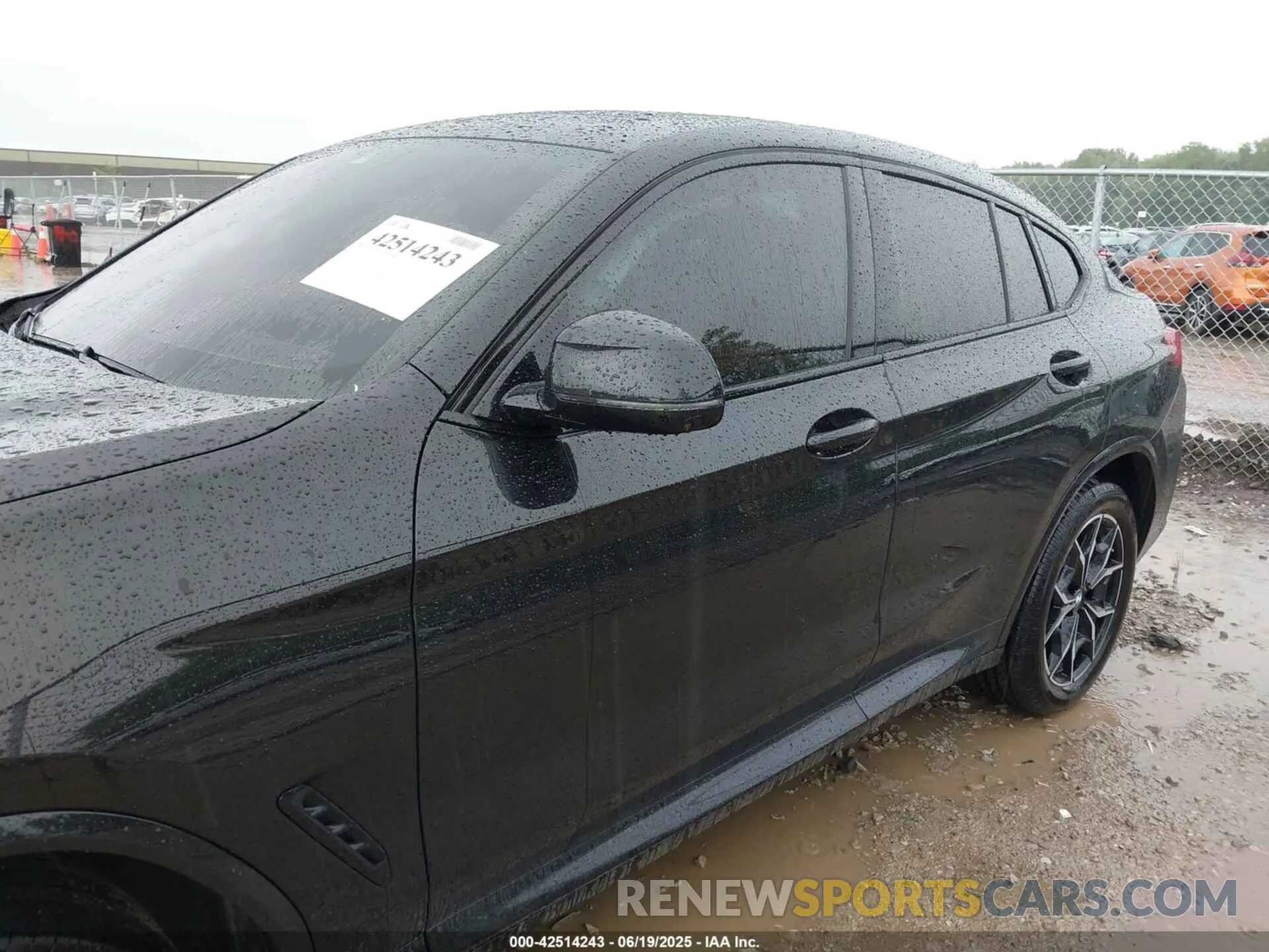 14 fotografías del automóvil dañado 5UX33DT09S9Y19805 BMW X4 2025