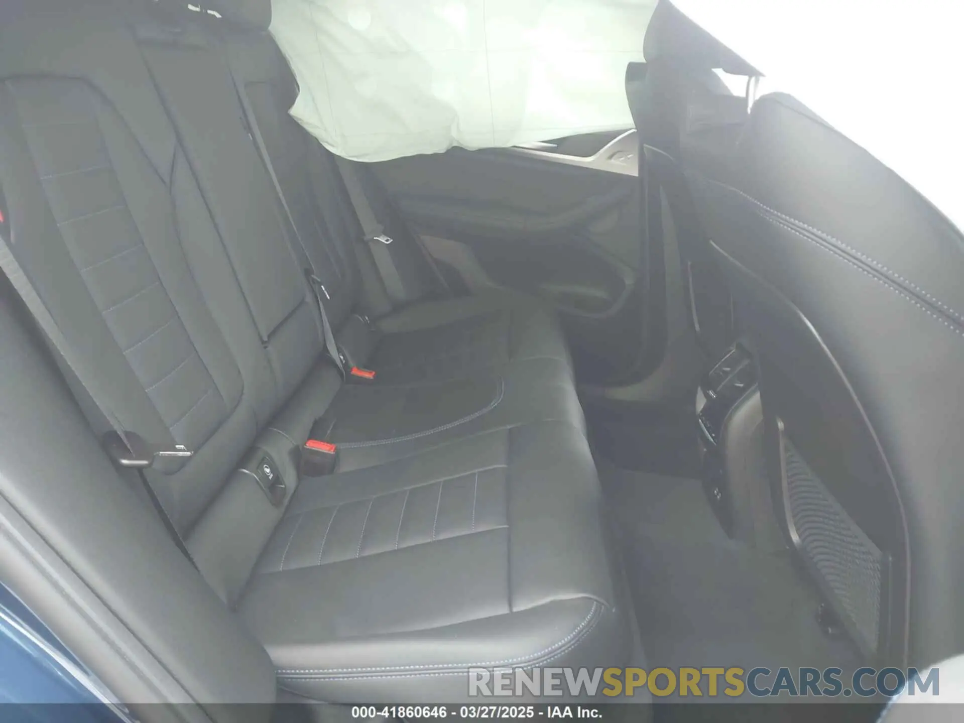 8 fotografías del automóvil dañado 5UX43DT06S9Y74216 BMW X4 2025