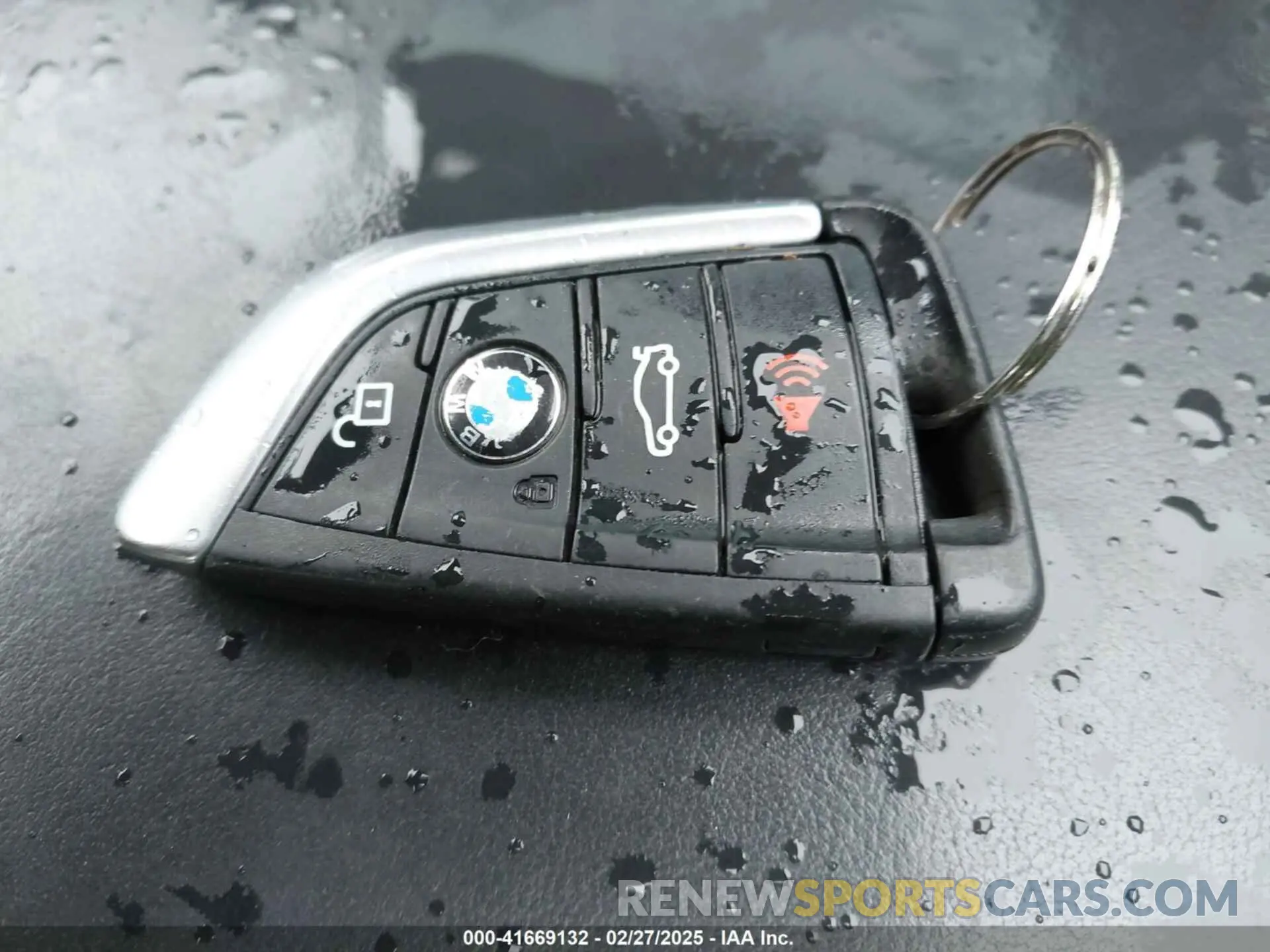 11 fotografías del automóvil dañado 5YMUJ0C01LLU67190 BMW X4 M 2020