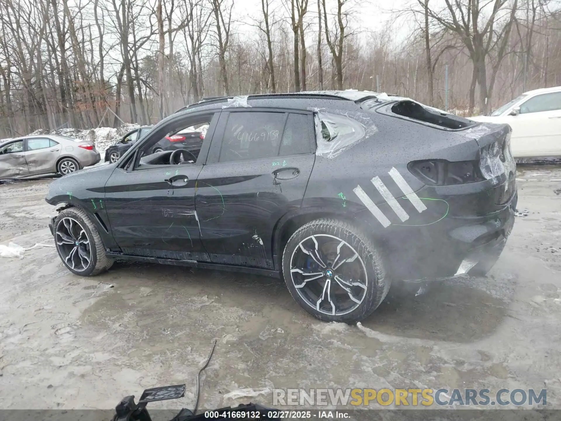 15 fotografías del automóvil dañado 5YMUJ0C01LLU67190 BMW X4 M 2020