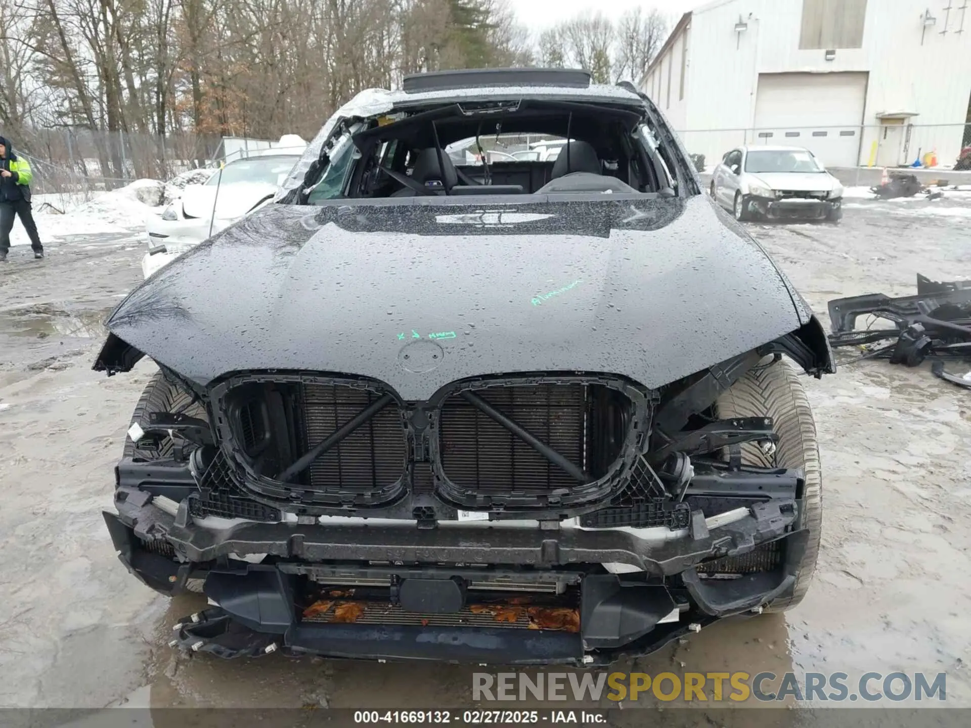 18 fotografías del automóvil dañado 5YMUJ0C01LLU67190 BMW X4 M 2020