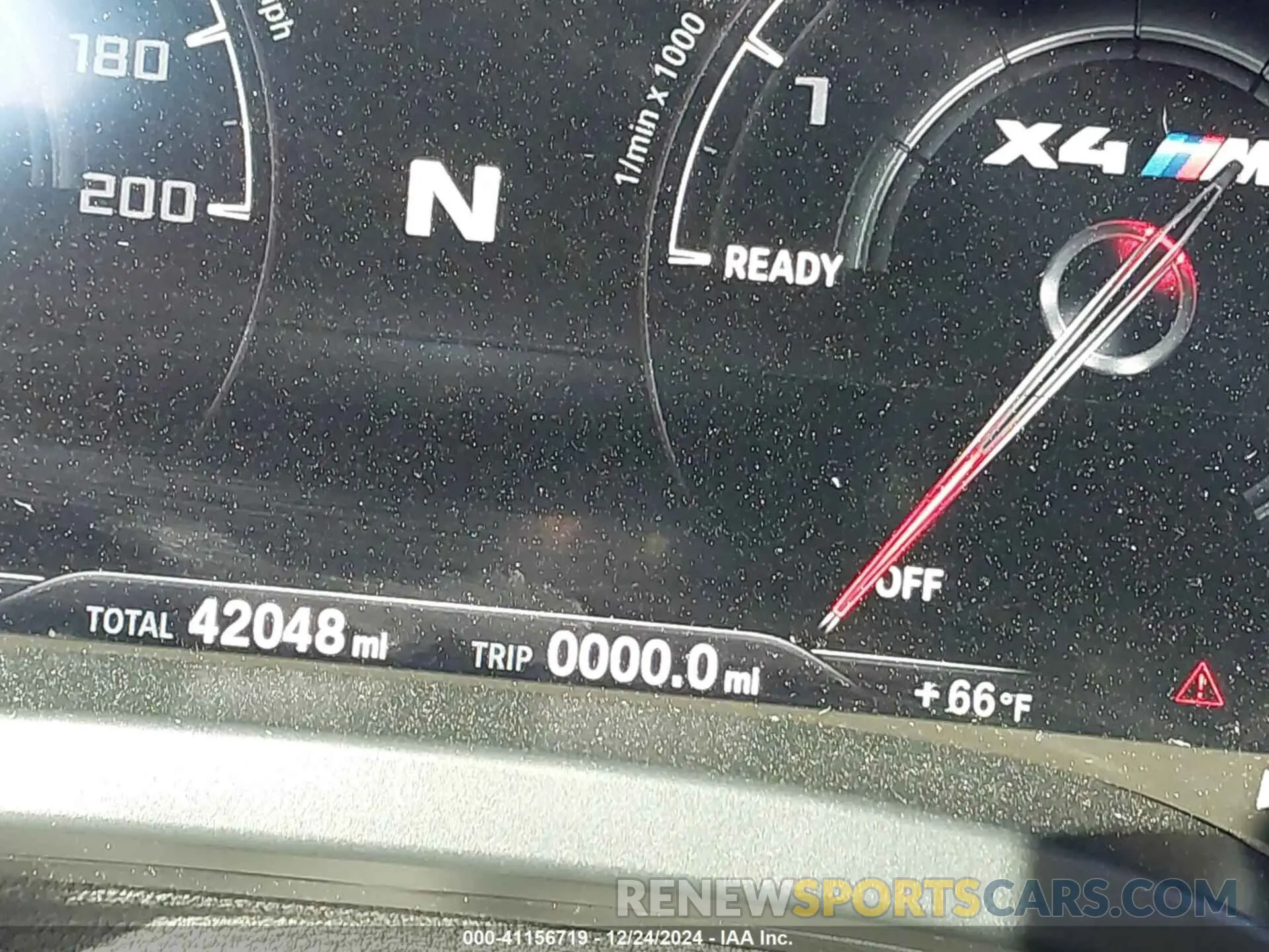 15 fotografías del automóvil dañado 5YMUJ0C04L9C62575 BMW X4 M 2020