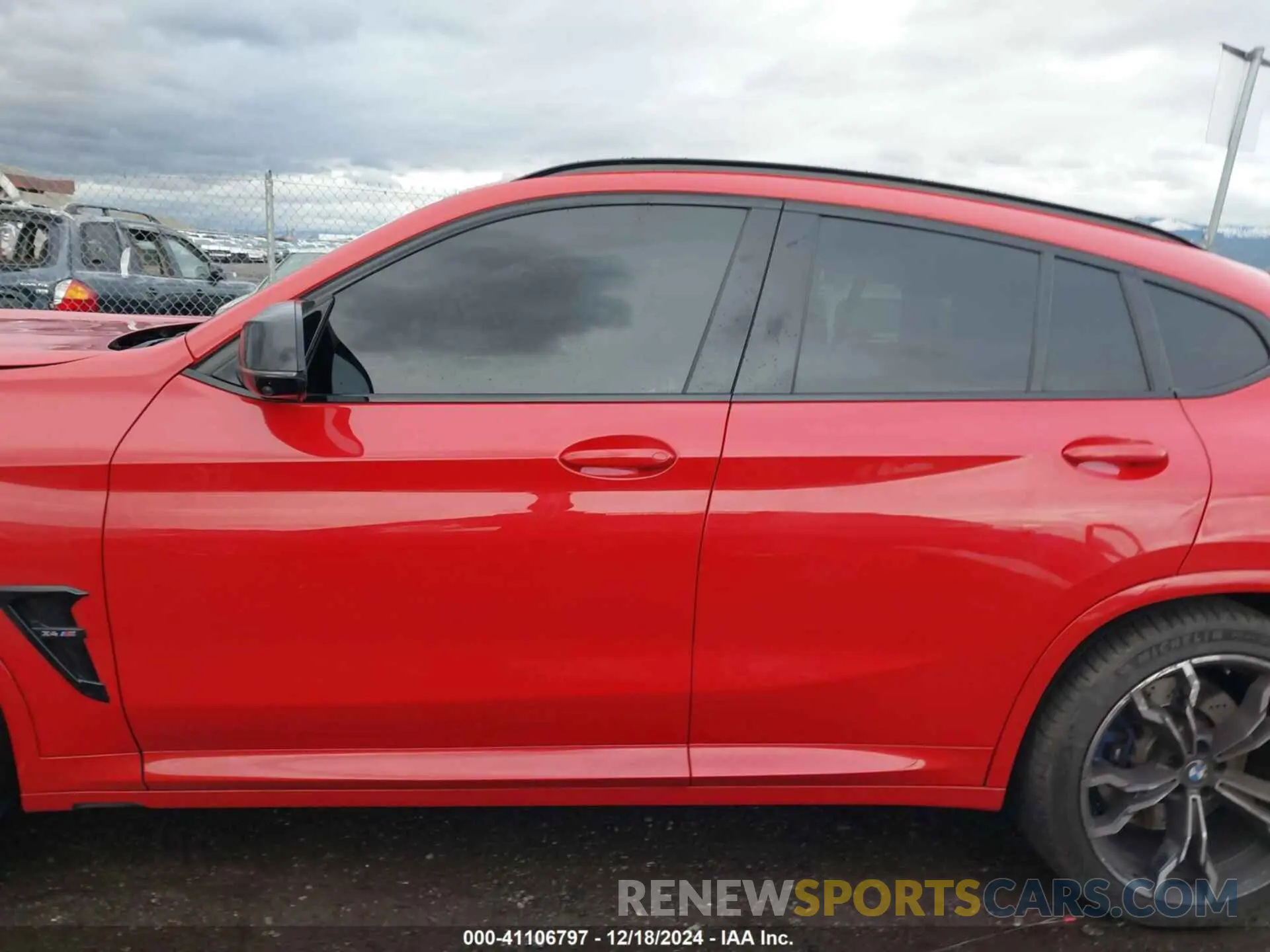 15 fotografías del automóvil dañado 5YMUJ0C08L9C88287 BMW X4 M 2020