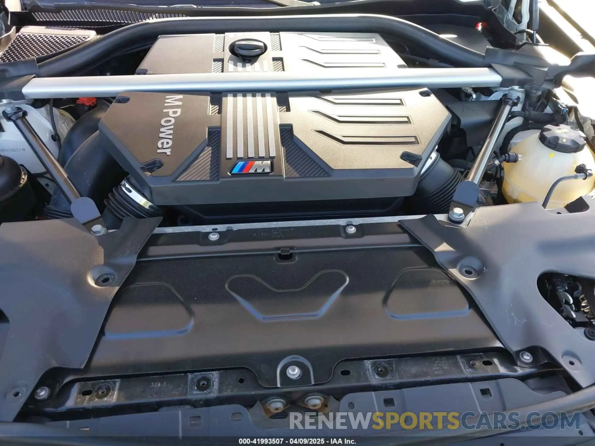10 fotografías del automóvil dañado 5YMUJ0C03M9G98657 BMW X4 M 2021