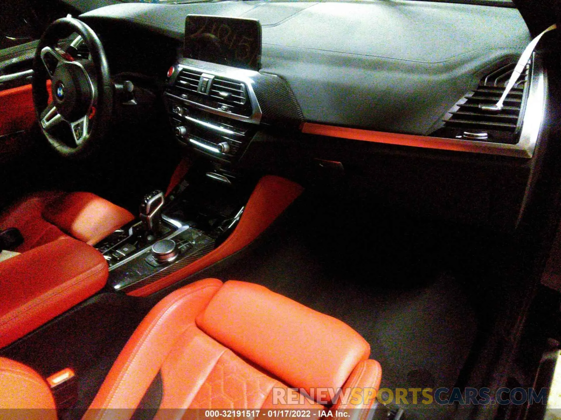 5 fotografías del automóvil dañado 5YMUJ0C04M9F20899 BMW X4 M 2021