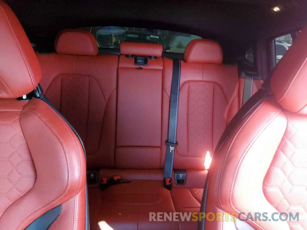 10 fotografías del automóvil dañado 5YM23EC01N9J82231 BMW X4 M 2022