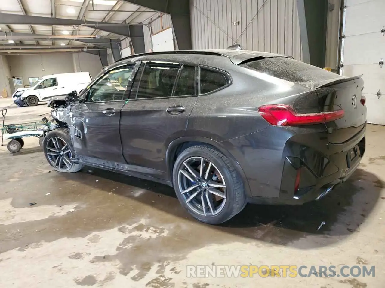 2 fotografías del automóvil dañado 5YM23EC05N9J23246 BMW X4 M 2022