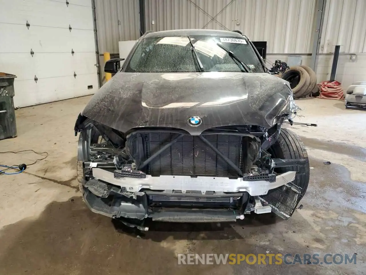 5 fotografías del automóvil dañado 5YM23EC05N9J23246 BMW X4 M 2022