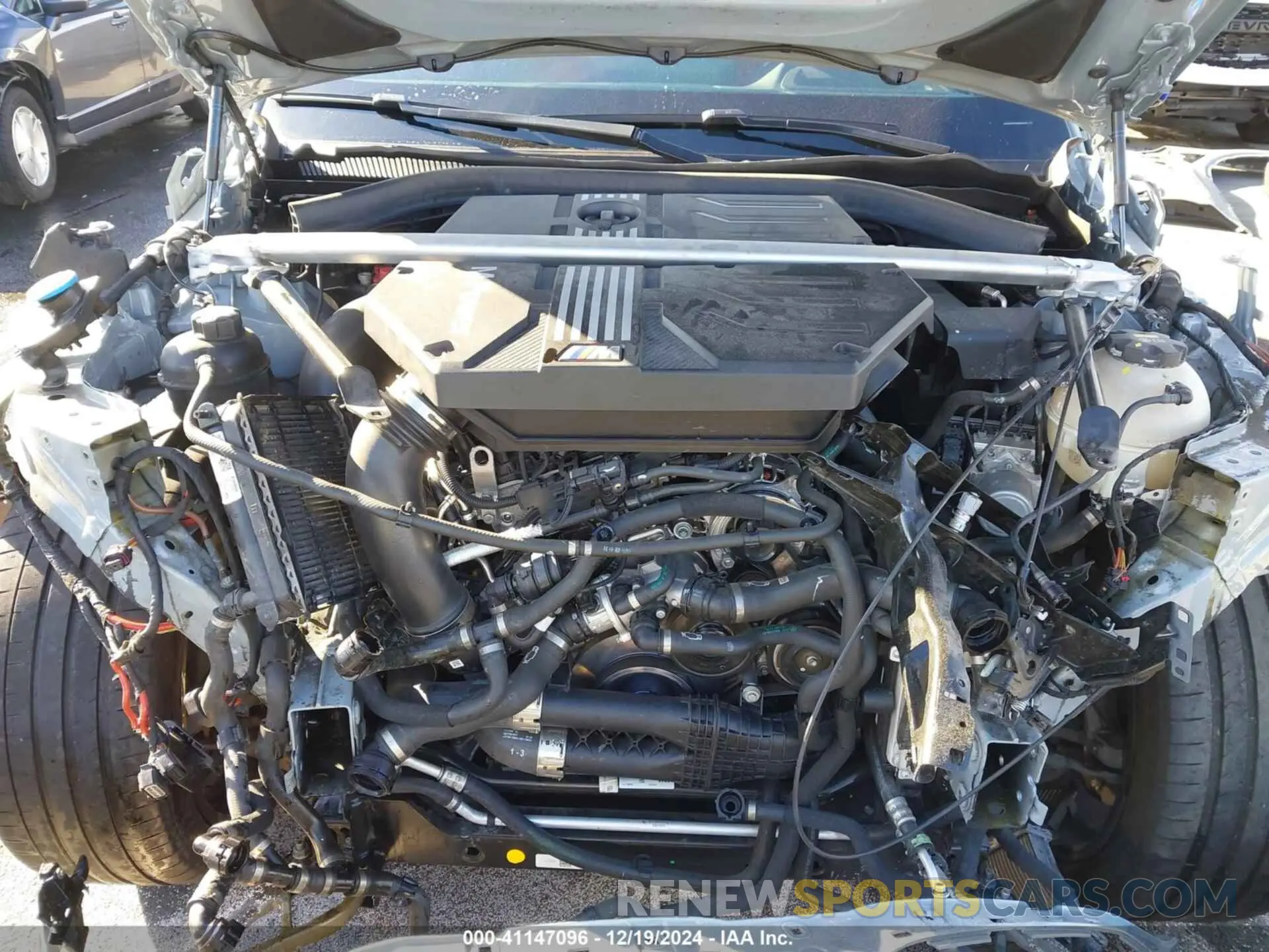10 fotografías del automóvil dañado 5YM23EC0XP9P23425 BMW X4 M 2023