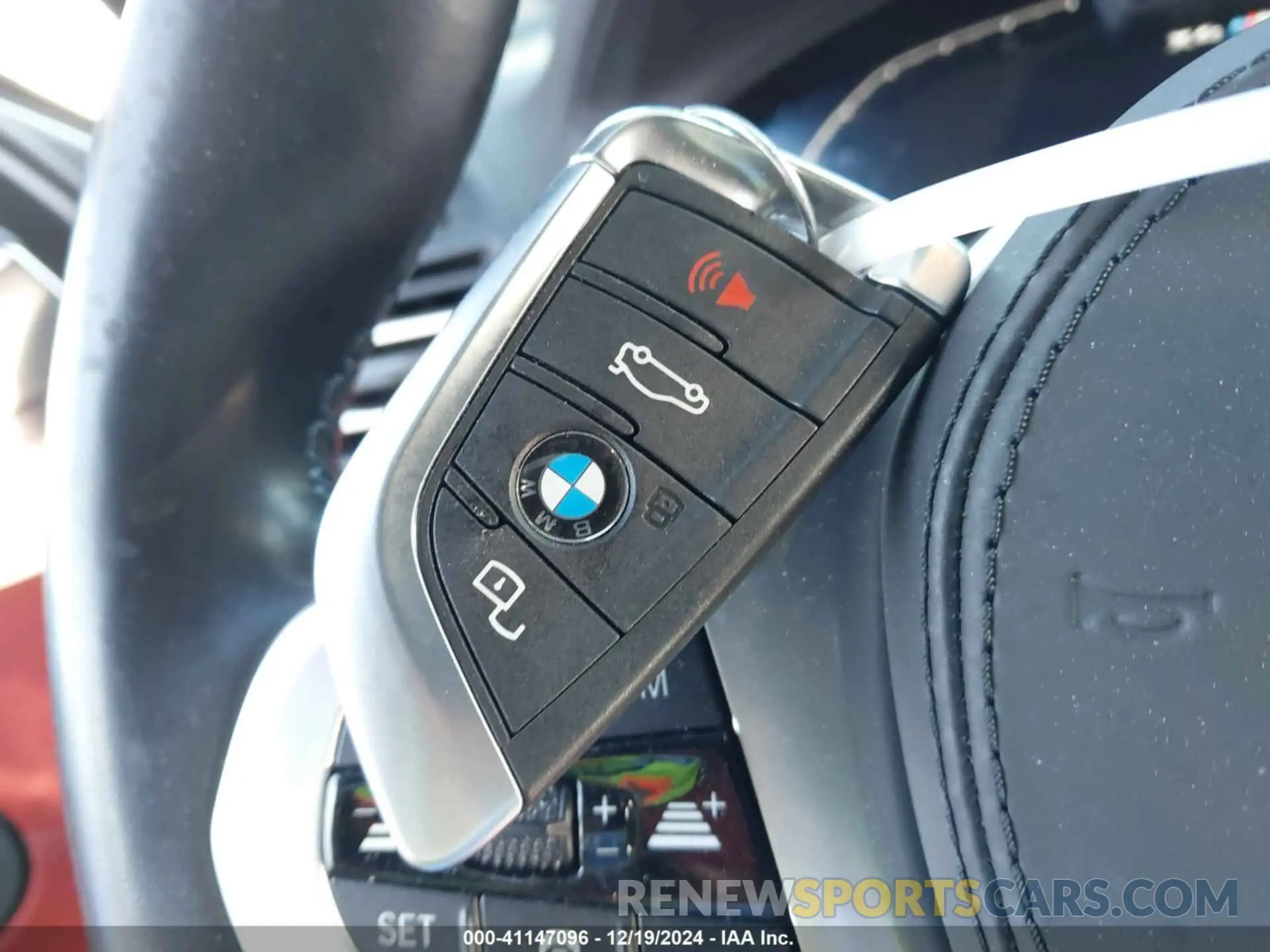 11 fotografías del automóvil dañado 5YM23EC0XP9P23425 BMW X4 M 2023