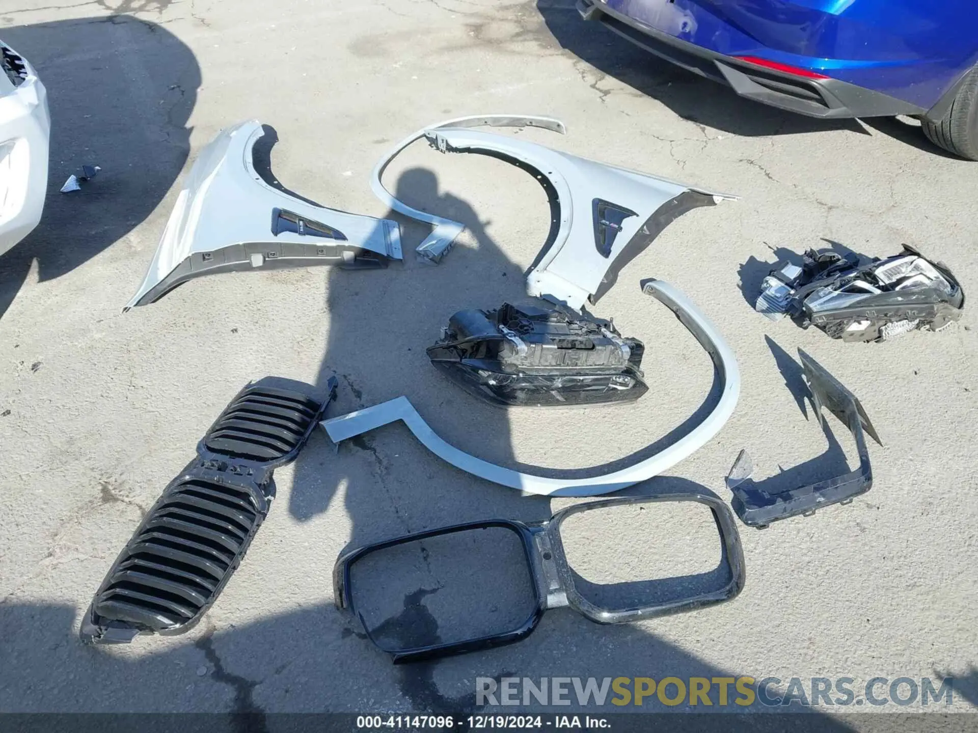 12 fotografías del automóvil dañado 5YM23EC0XP9P23425 BMW X4 M 2023