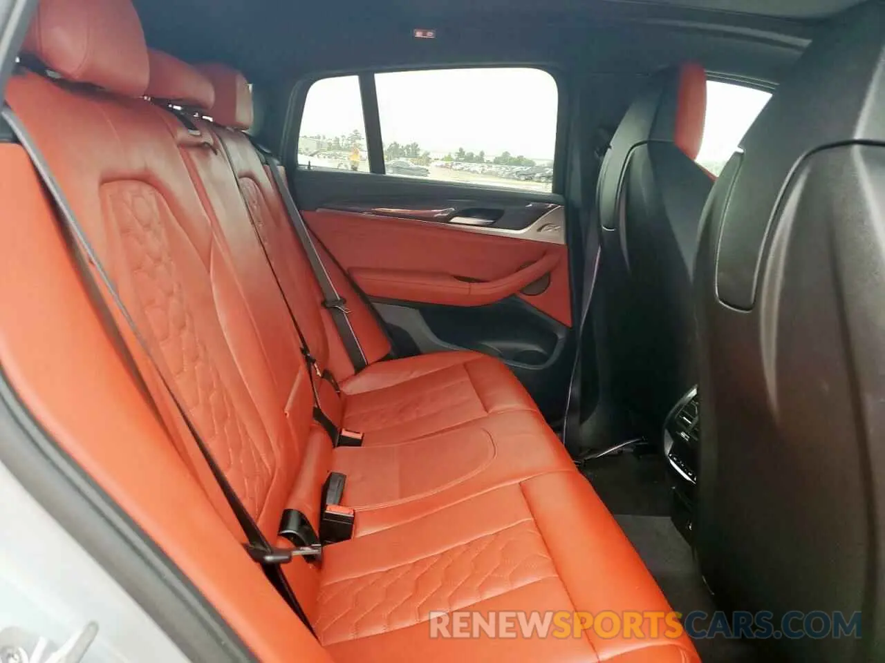 11 fotografías del automóvil dañado 5YM23EC04R9X37341 BMW X4 M 2024