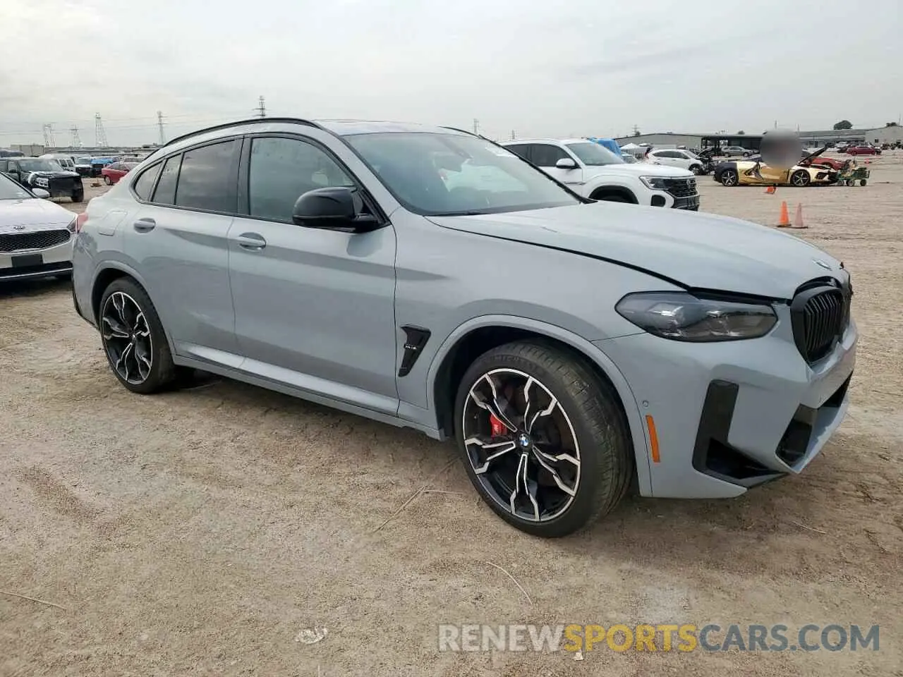 4 fotografías del automóvil dañado 5YM23EC04R9X37341 BMW X4 M 2024