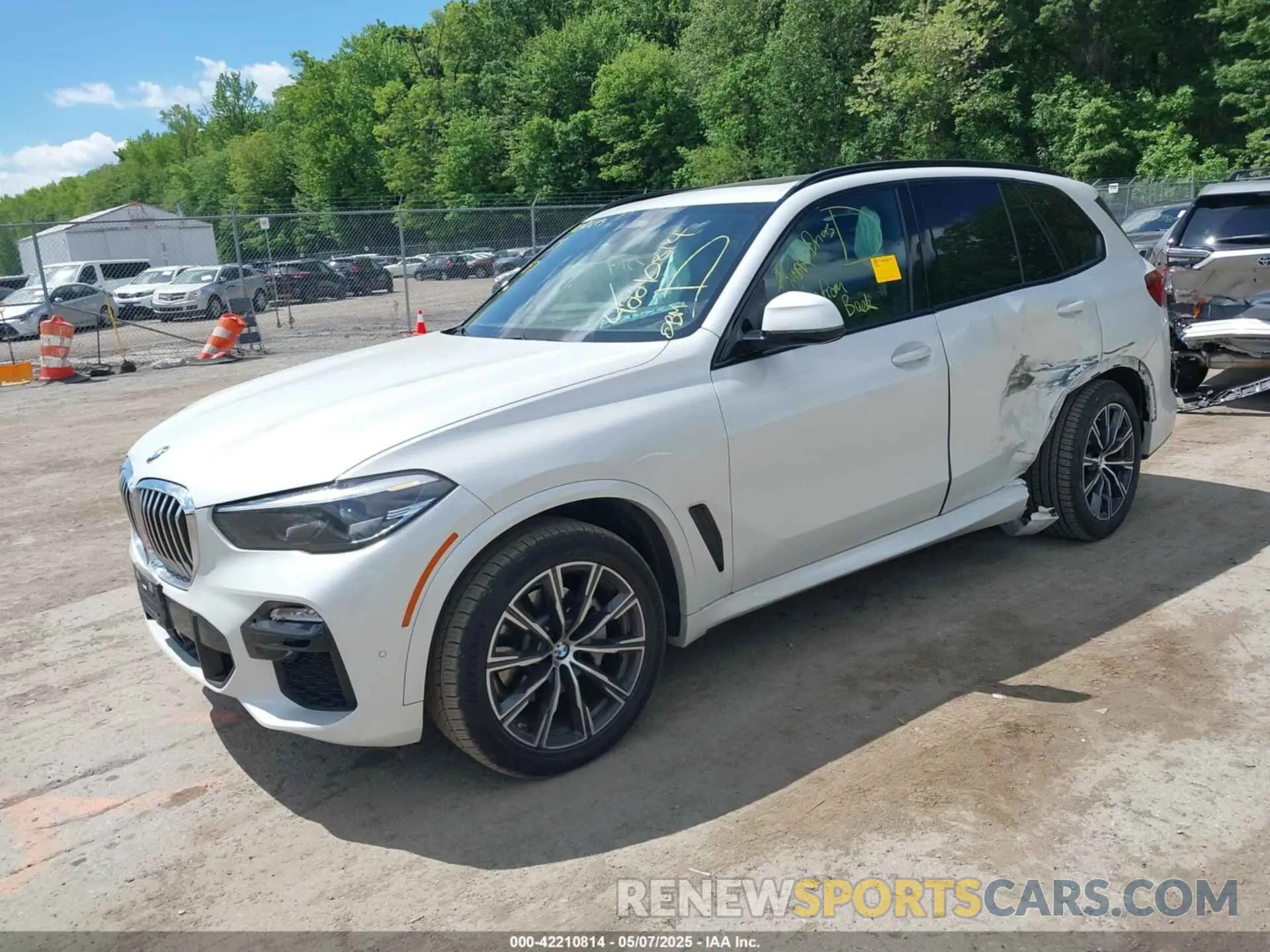 2 fotografías del automóvil dañado 5UXCR6C50KLK80354 BMW X5 2019