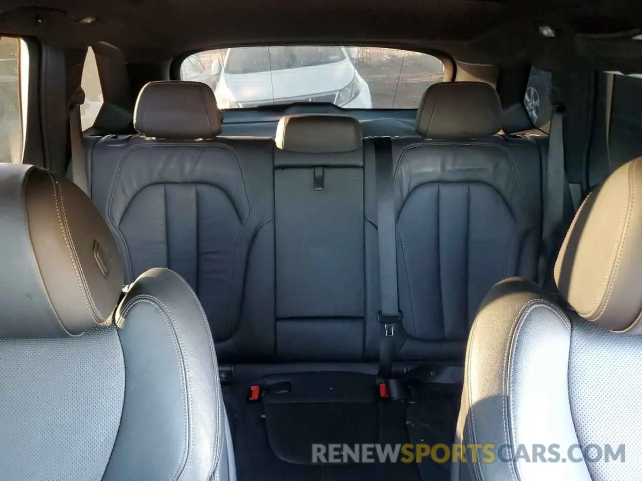 10 fotografías del automóvil dañado 5UXCR6C50KLK88924 BMW X5 2019