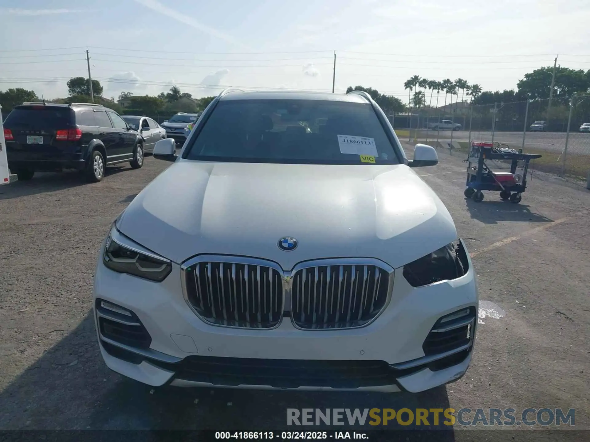 13 fotografías del automóvil dañado 5UXCR6C50KLL04572 BMW X5 2019