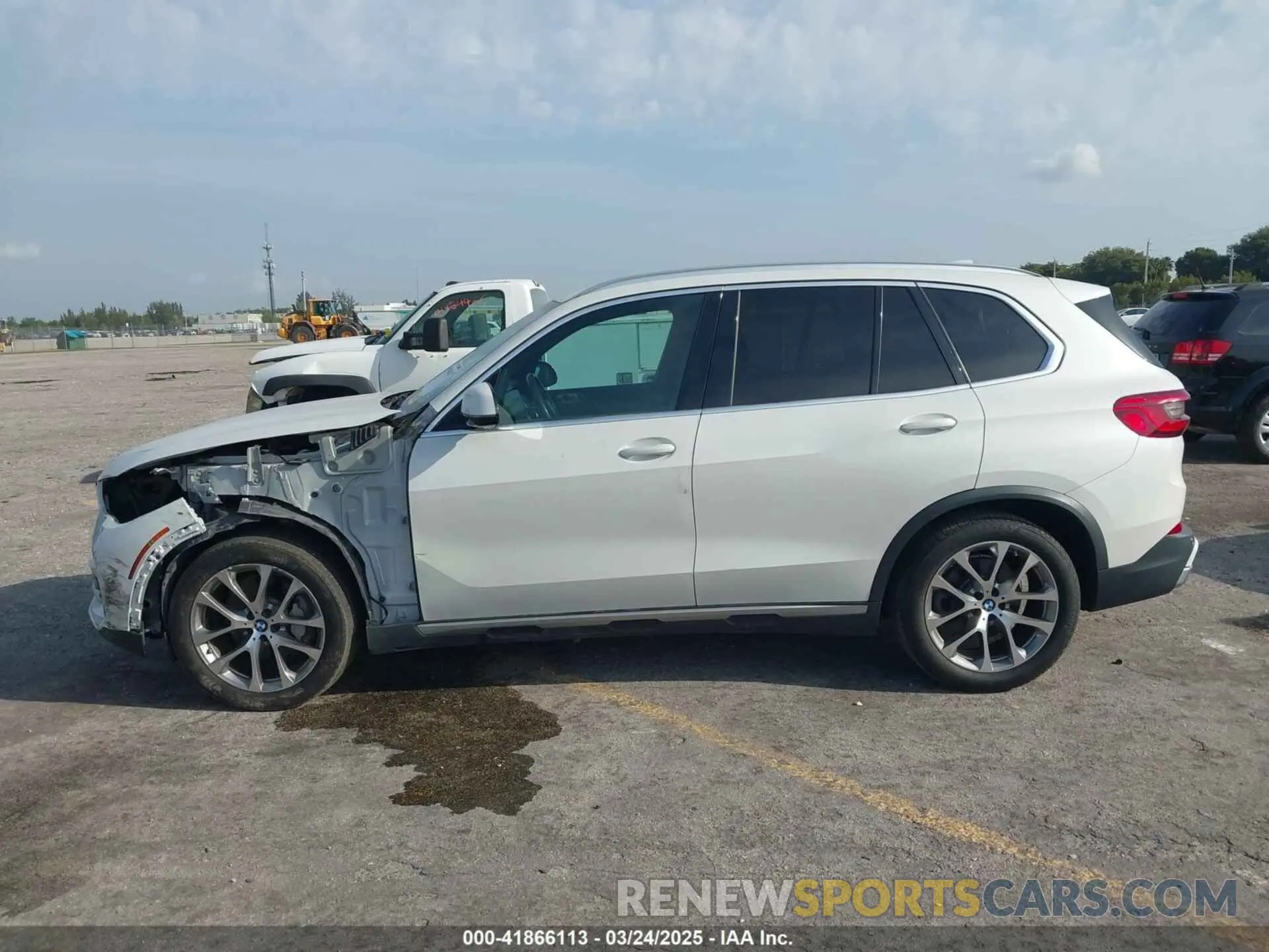 15 fotografías del automóvil dañado 5UXCR6C50KLL04572 BMW X5 2019