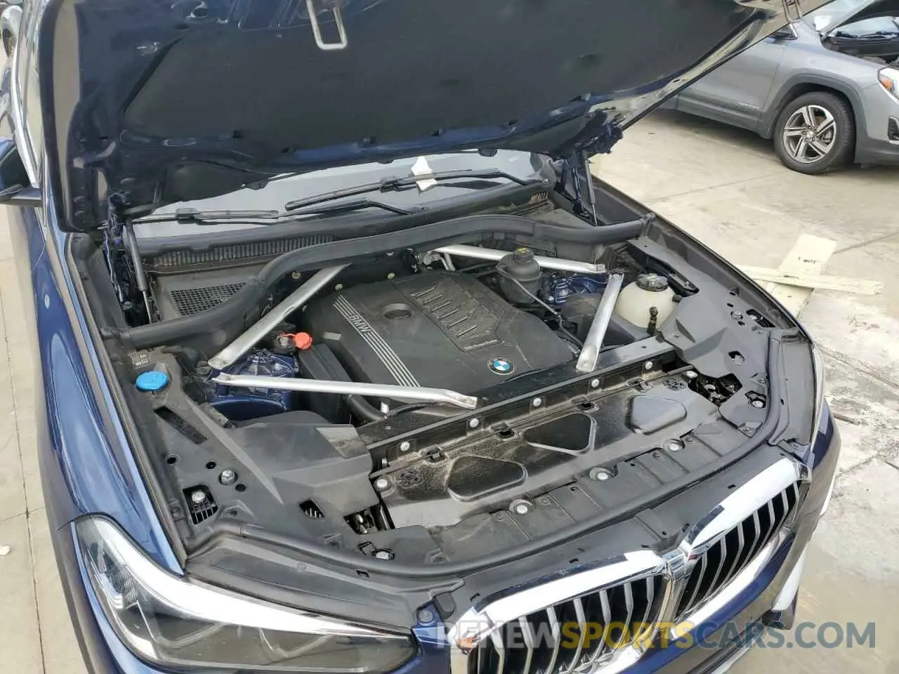 12 fotografías del automóvil dañado 5UXCR6C50KLL25888 BMW X5 2019