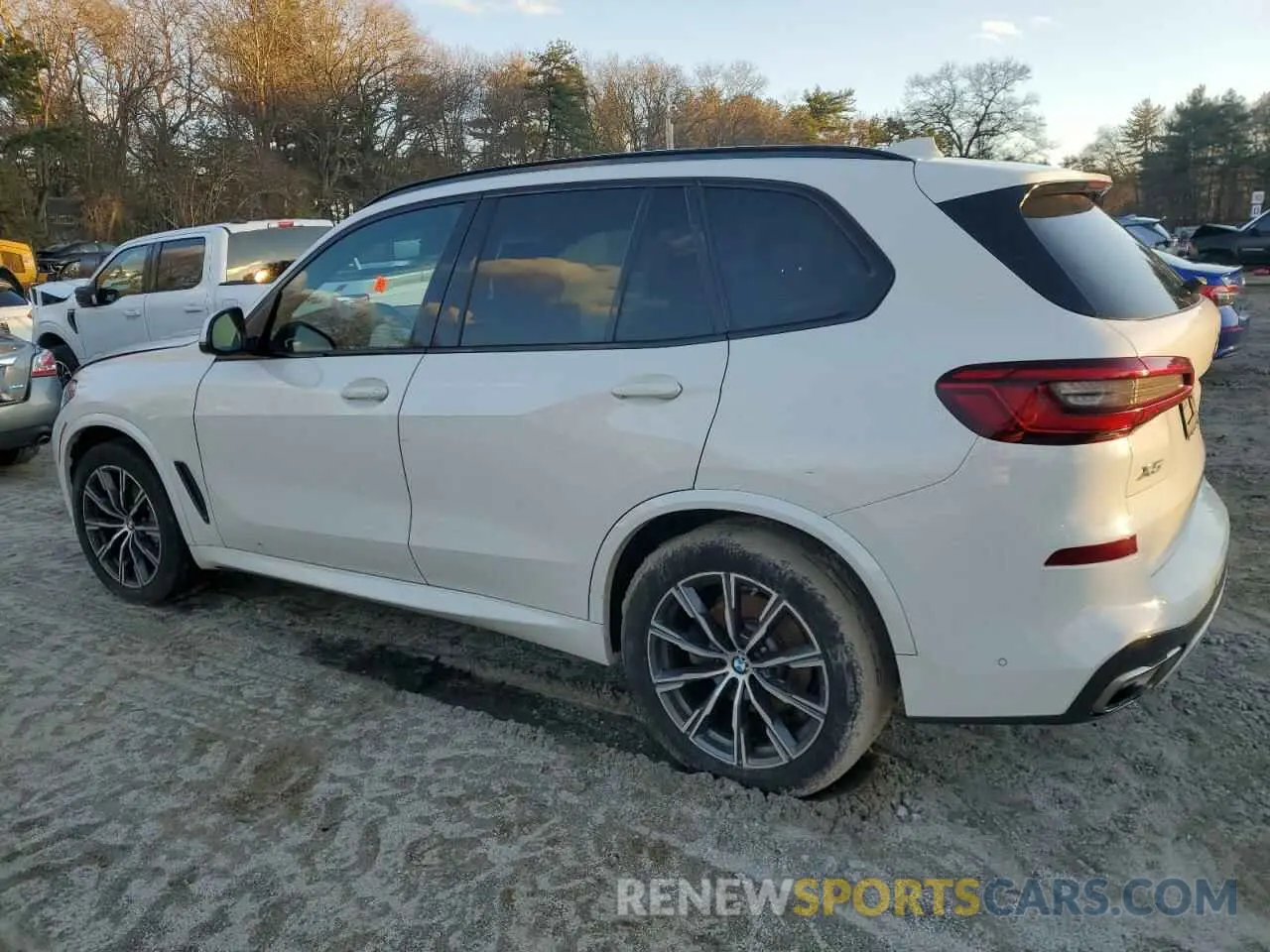 2 fotografías del automóvil dañado 5UXCR6C50KLL38348 BMW X5 2019