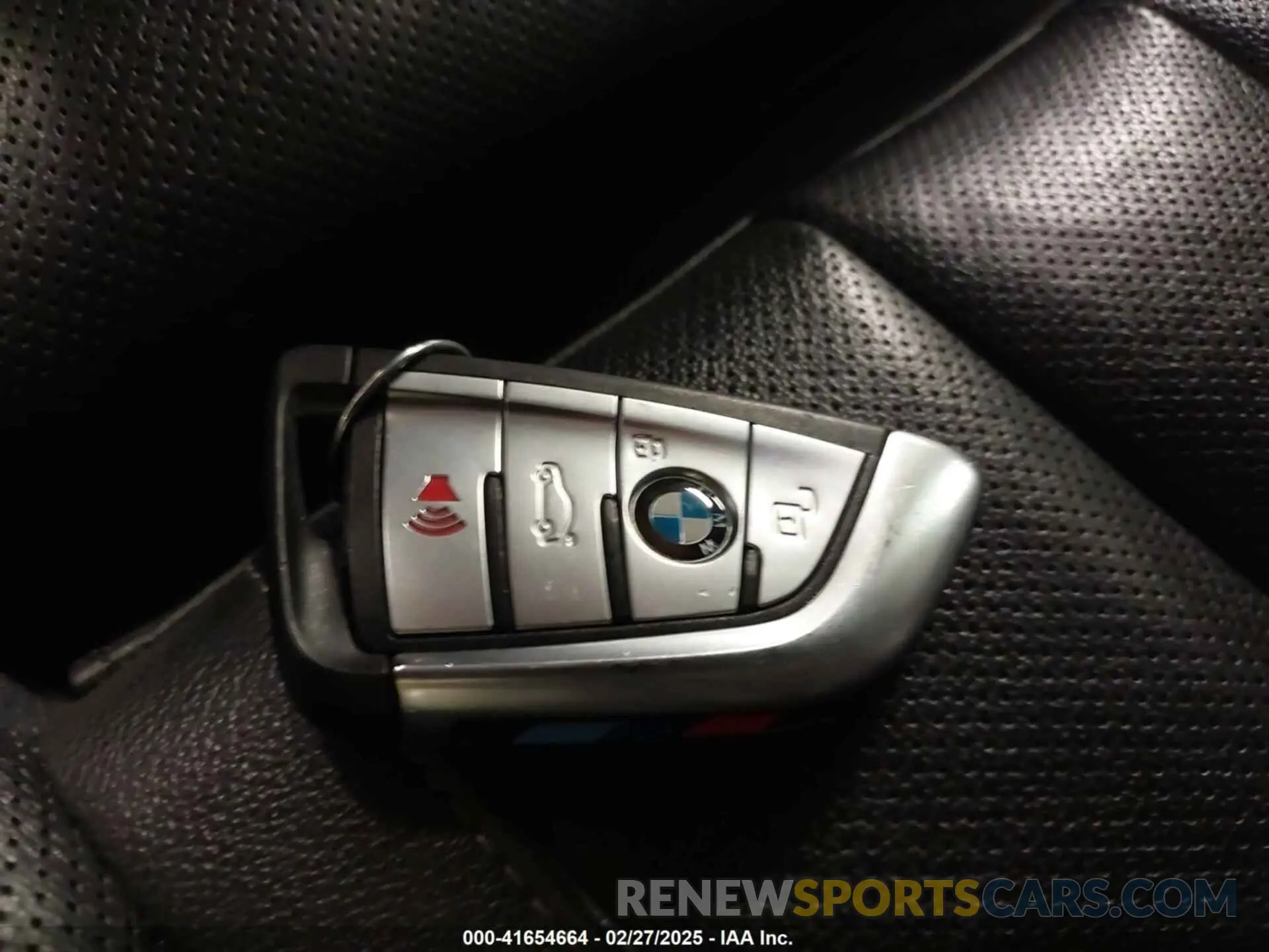 11 fotografías del automóvil dañado 5UXCR6C50KLL62746 BMW X5 2019