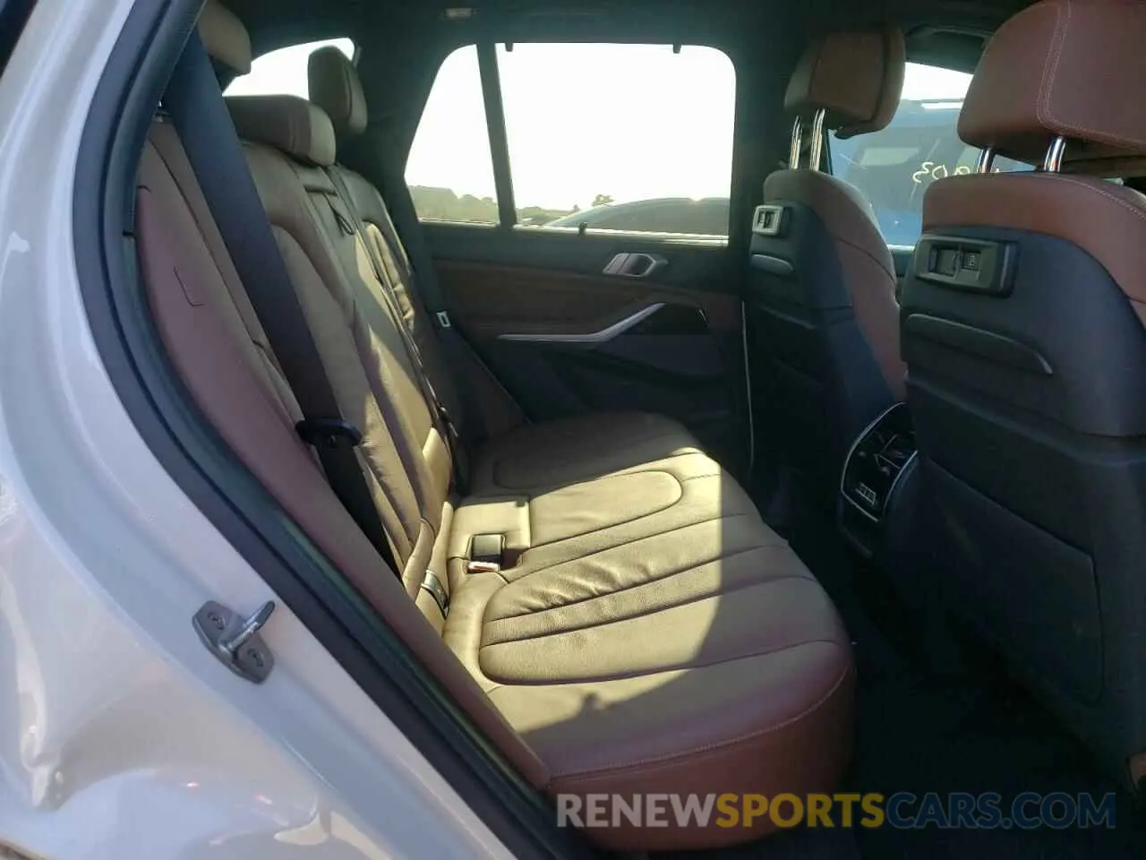 6 fotografías del automóvil dañado 5UXCR6C51KLL09120 BMW X5 2019