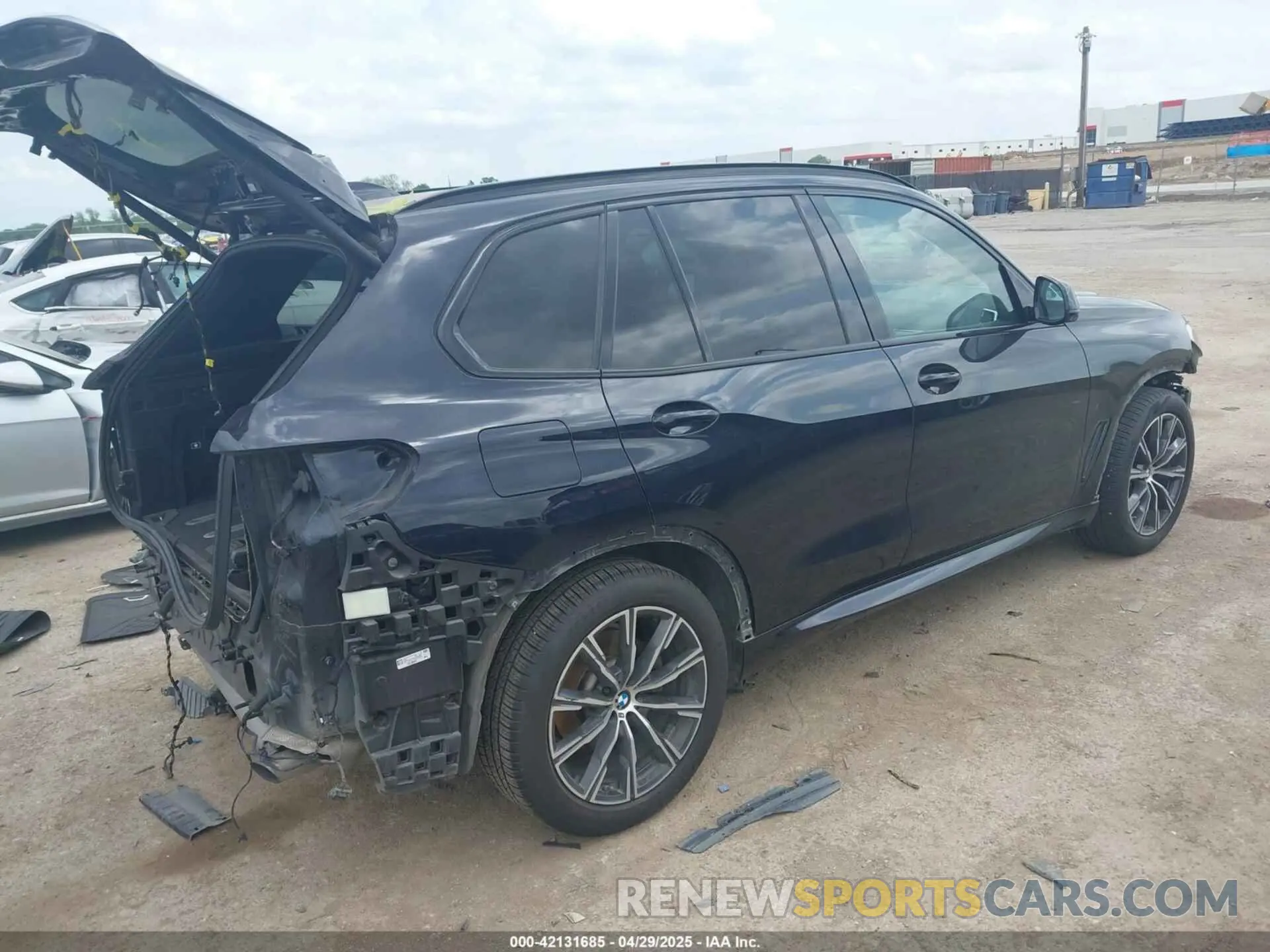 4 fotografías del automóvil dañado 5UXCR6C51KLL22840 BMW X5 2019