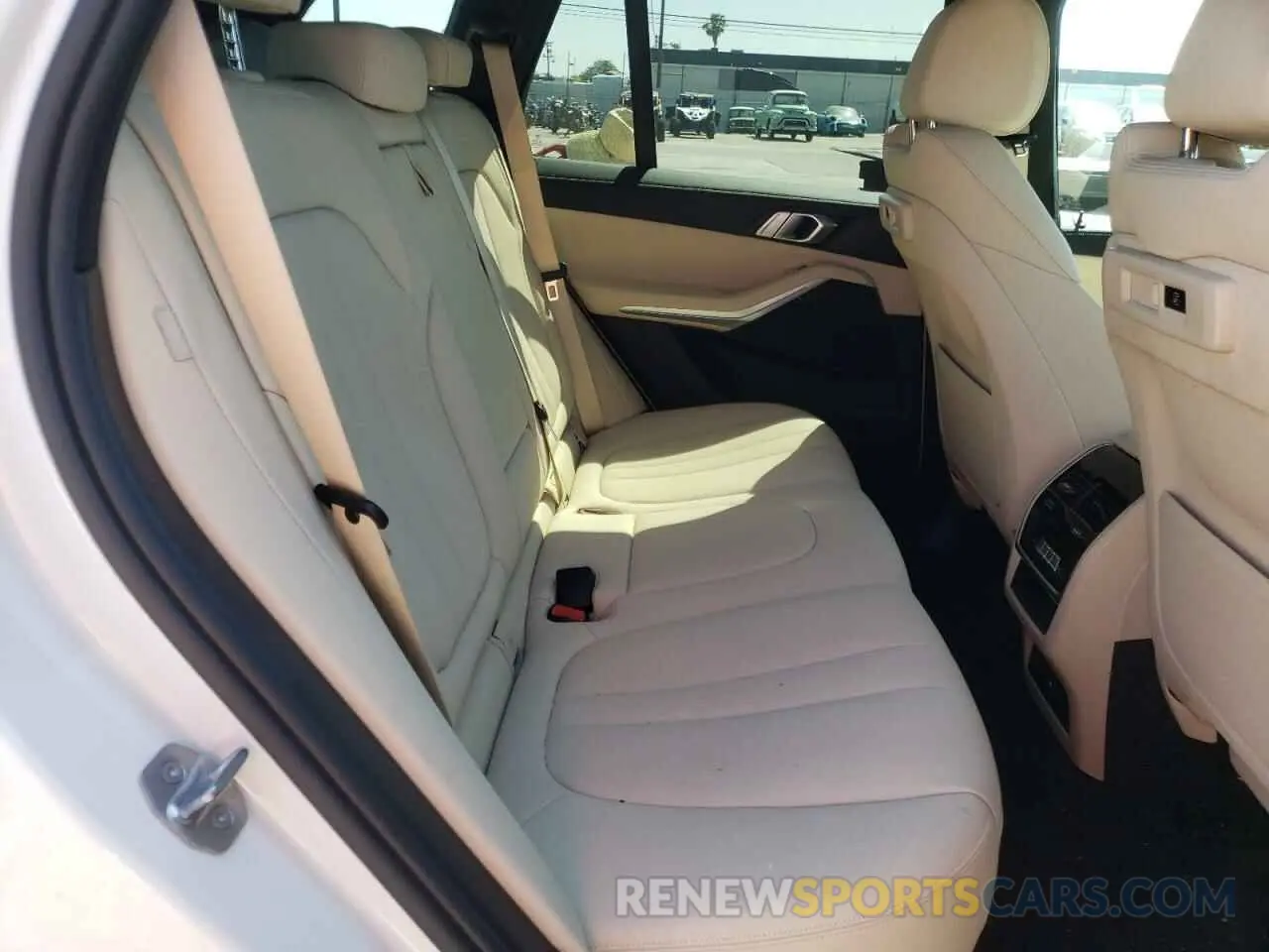 6 fotografías del automóvil dañado 5UXCR6C51KLL53053 BMW X5 2019