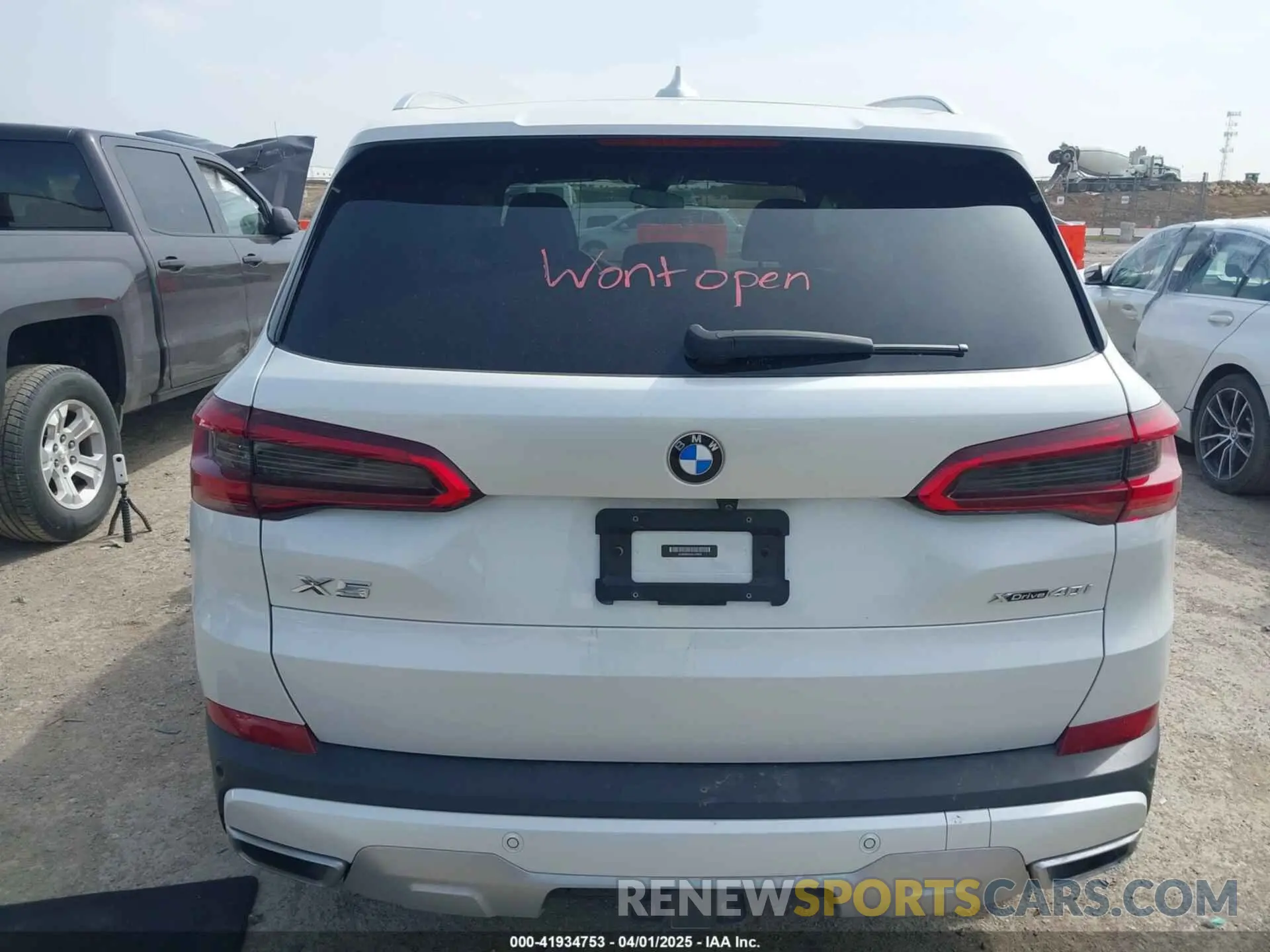 15 fotografías del automóvil dañado 5UXCR6C52KLL05920 BMW X5 2019