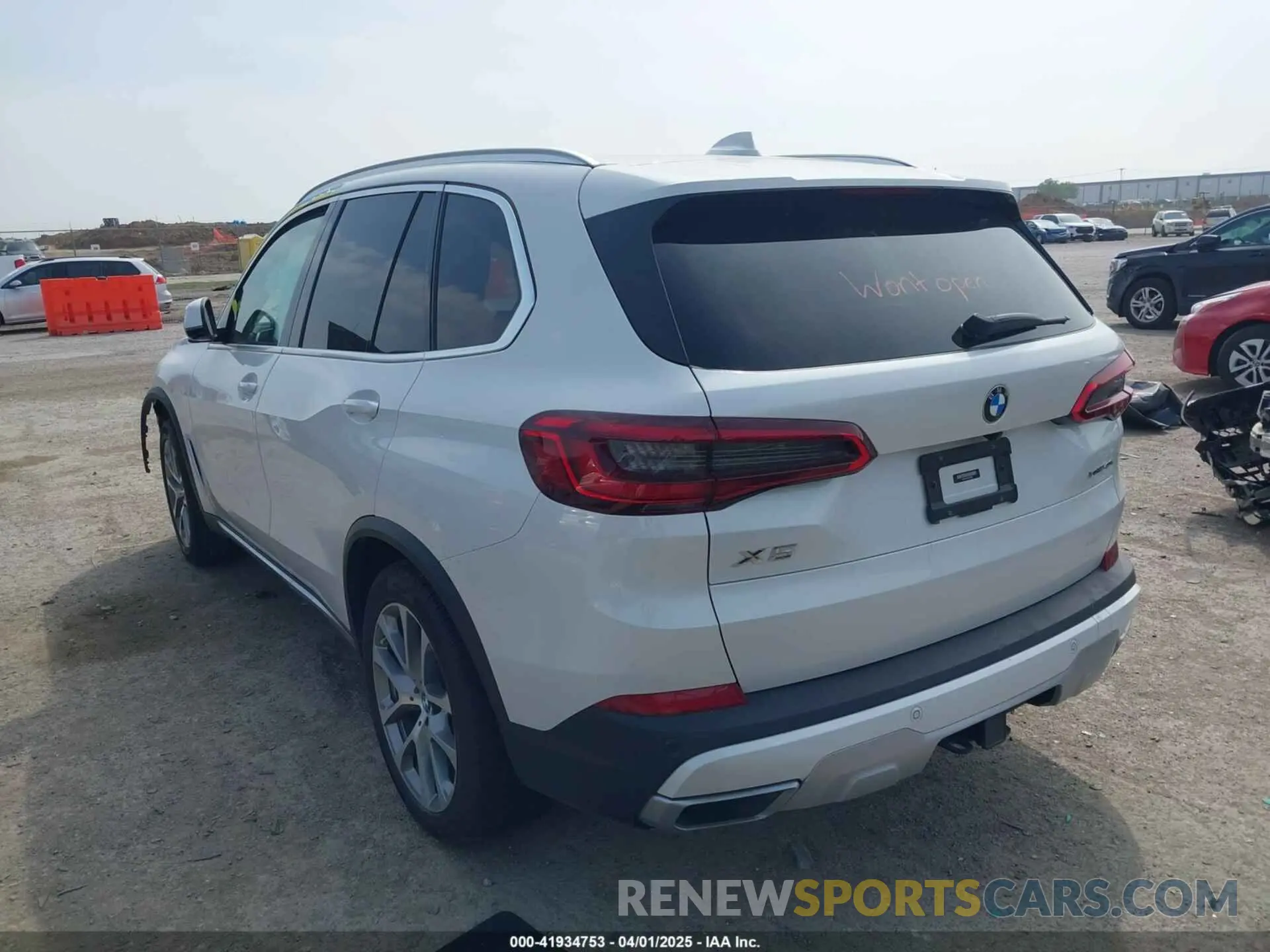 3 fotografías del automóvil dañado 5UXCR6C52KLL05920 BMW X5 2019