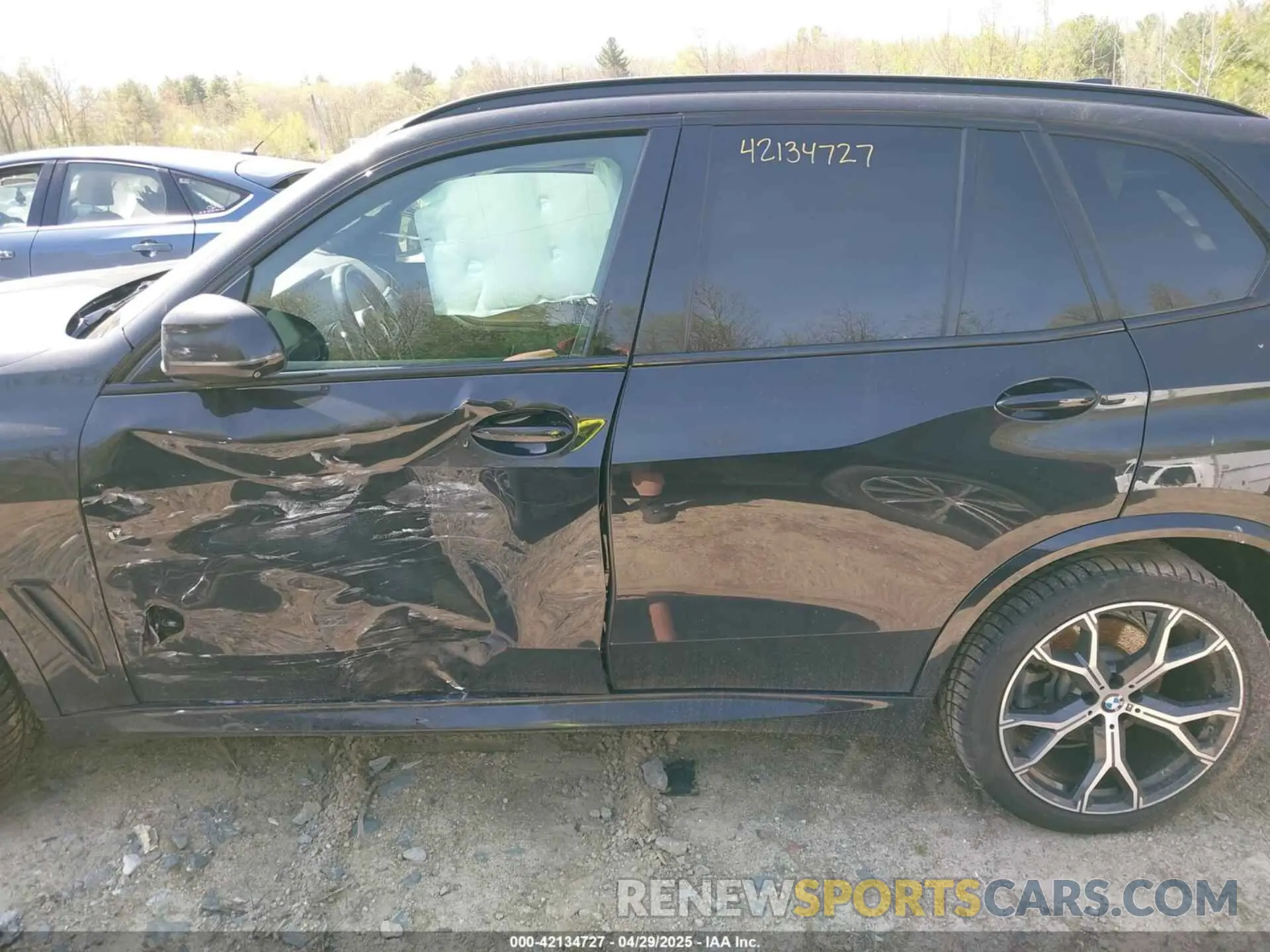 14 fotografías del automóvil dañado 5UXCR6C52KLL39565 BMW X5 2019