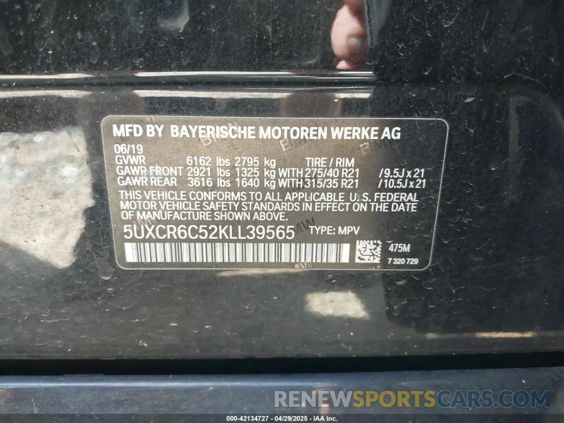 9 fotografías del automóvil dañado 5UXCR6C52KLL39565 BMW X5 2019