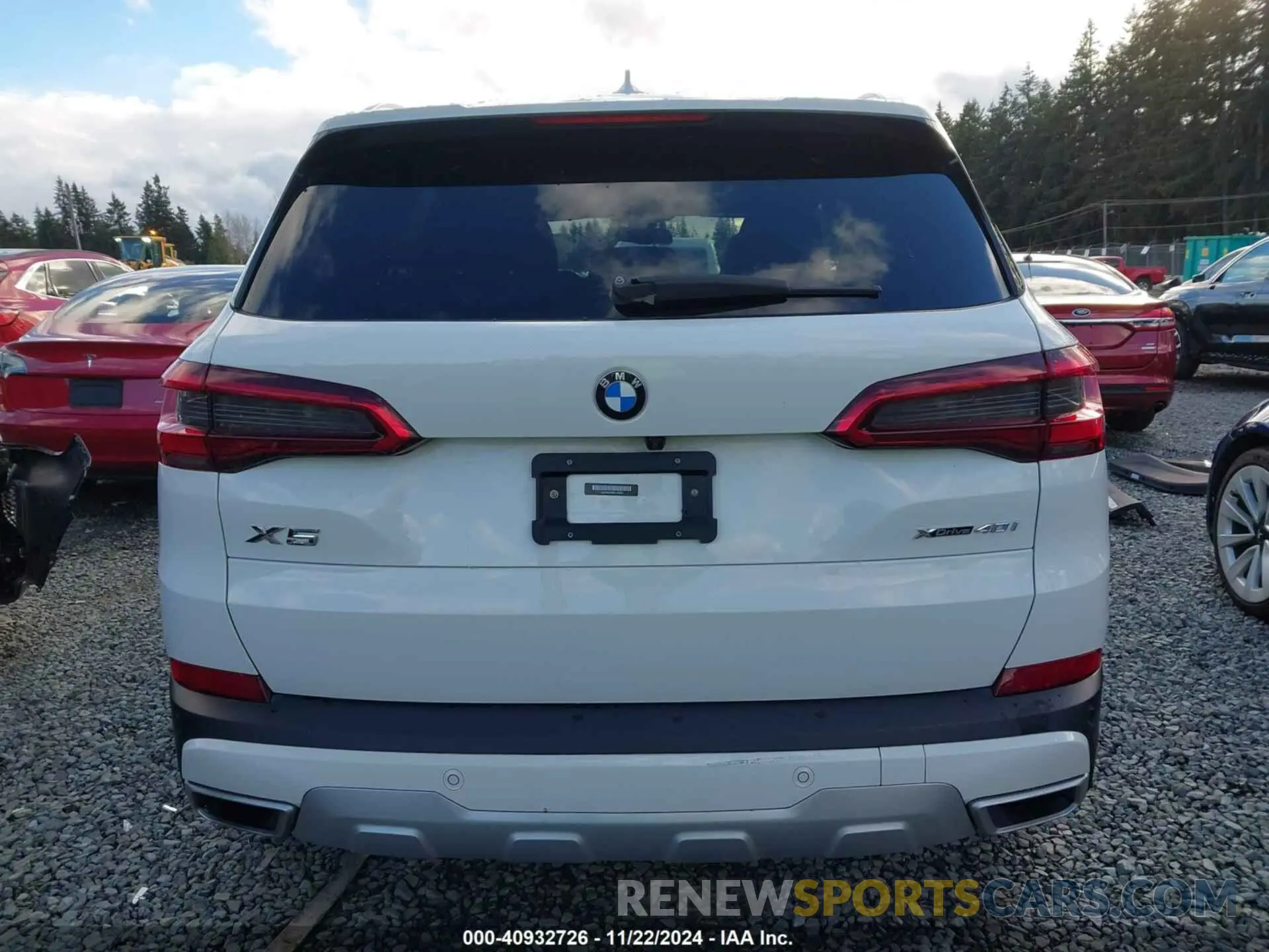 16 fotografías del automóvil dañado 5UXCR6C53KLL04050 BMW X5 2019